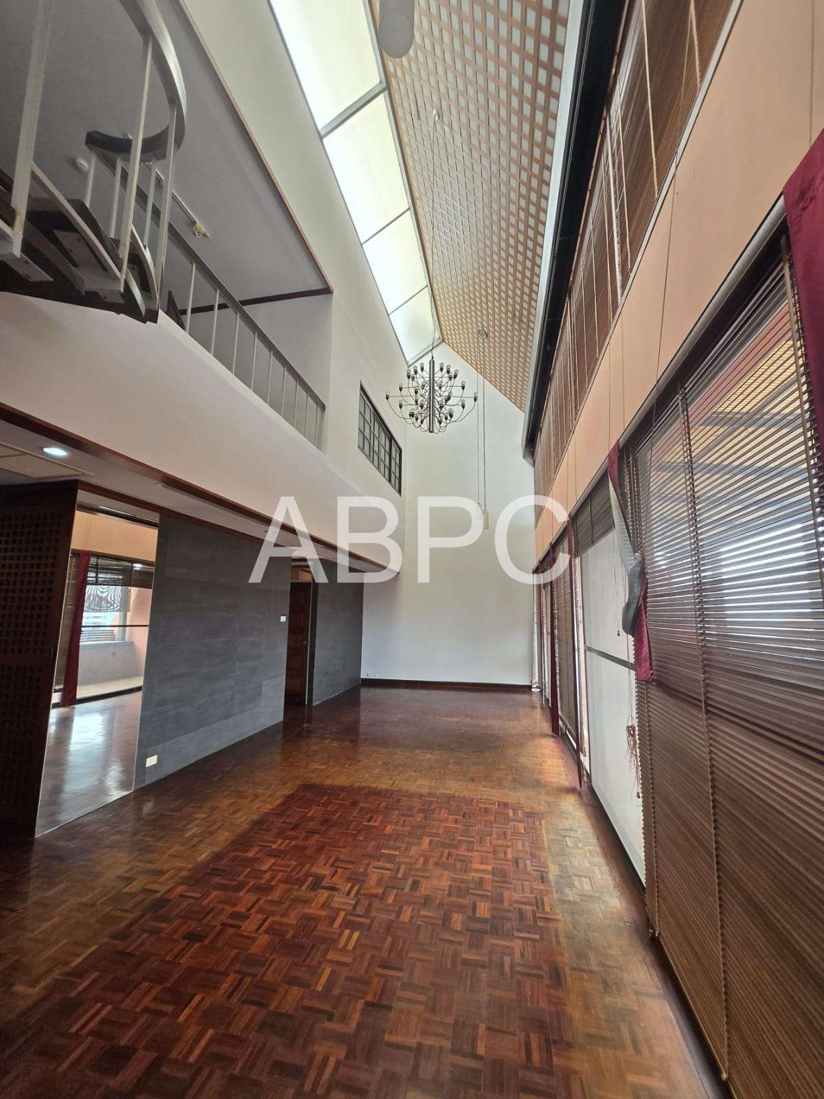 Ocean & City View Duplex 3 Bed 2 Bath Condo in Jomtien photo 5