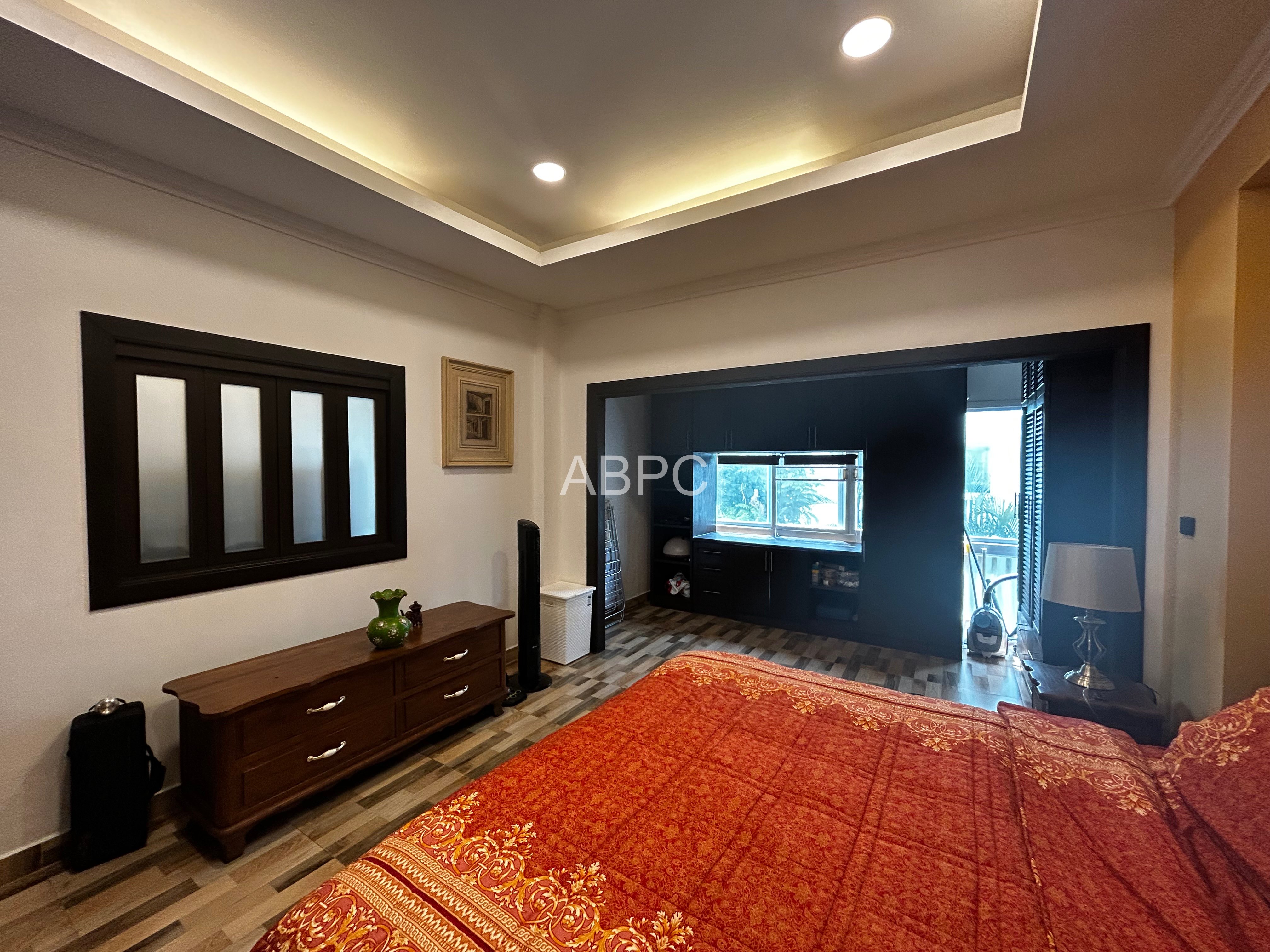 Beautiful Newly Renovated 1 Bed 1 Bath Condo photo 5