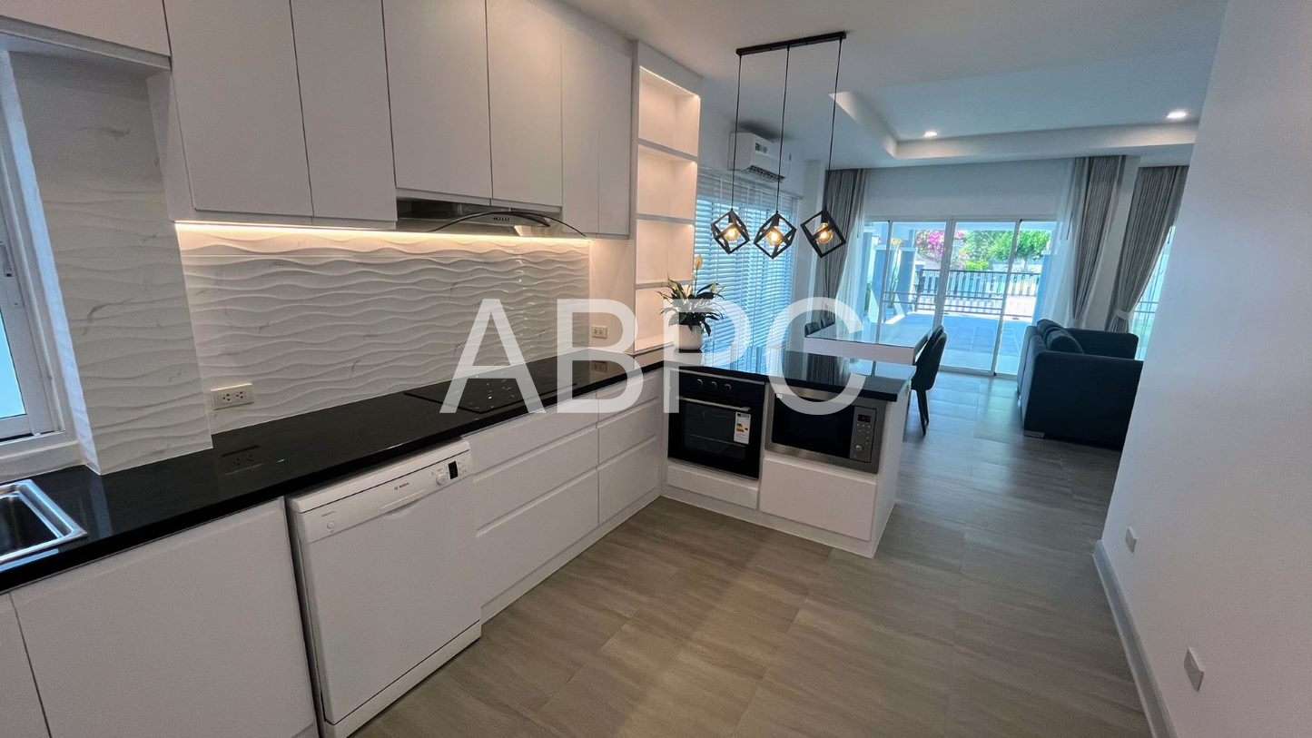 Fully Renovated 3 Bed 2 Bath Pool Villa in Huay Yai photo 13