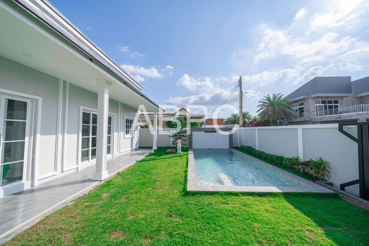 4 Bed Pool Villa in East Pattaya - Natheekarn Park View photo 17