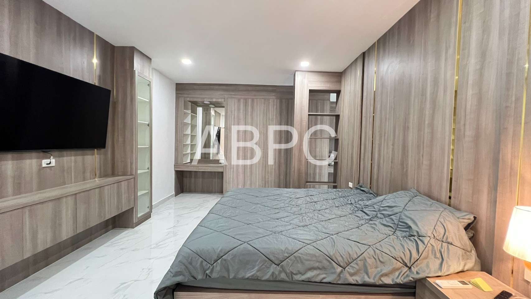 5 Bed Pool Villa in East Pattaya photo 6