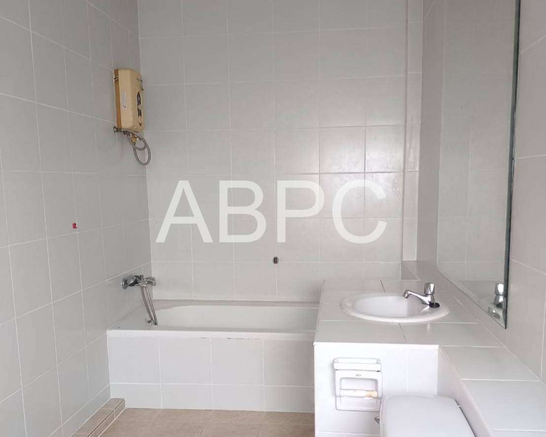 4 Bedrooms 4 Bathrooms in East Pattaya photo 8