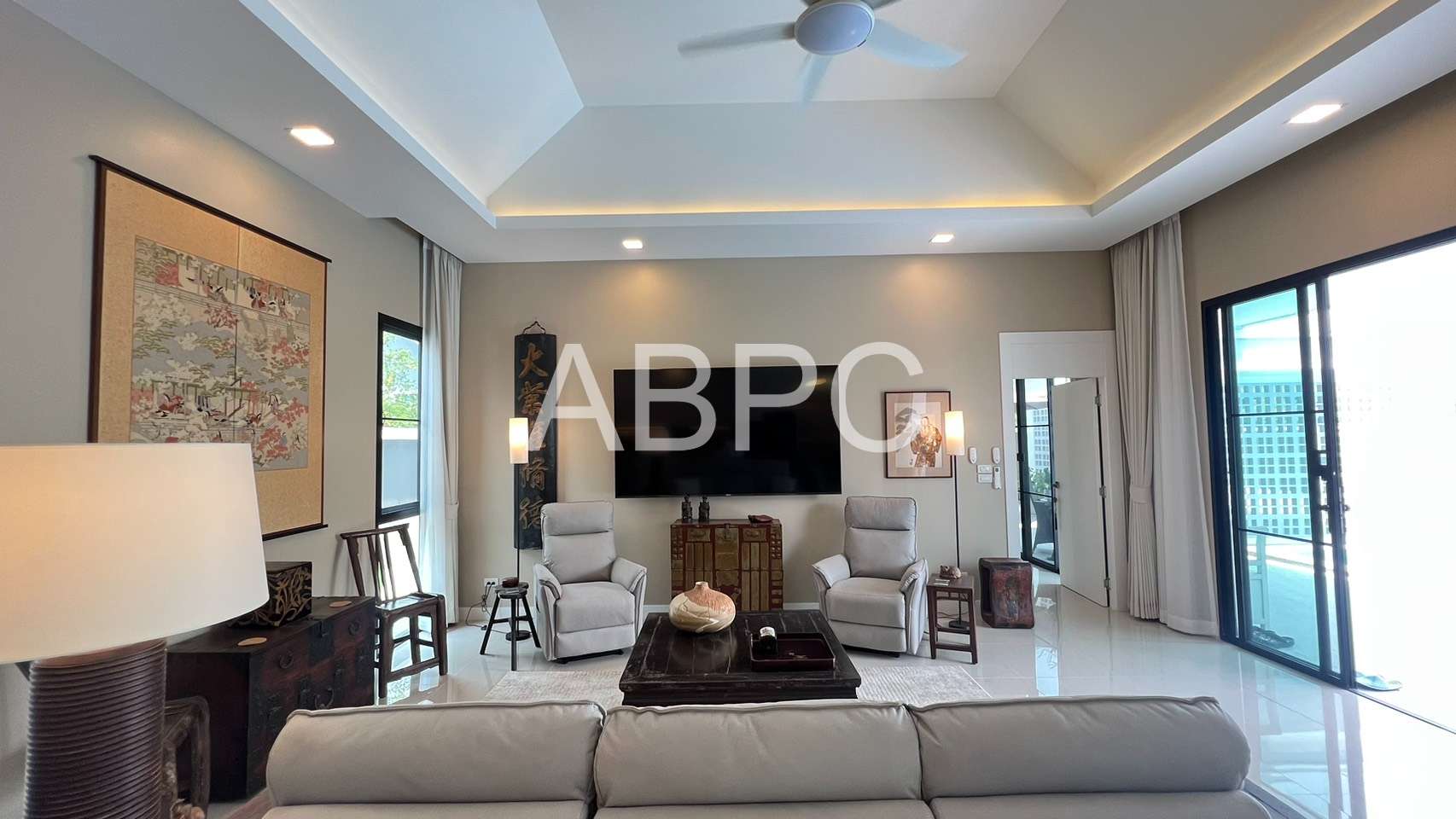 Luxury Pool Villa 4 Bed 5 Bath in East Pattaya photo 11