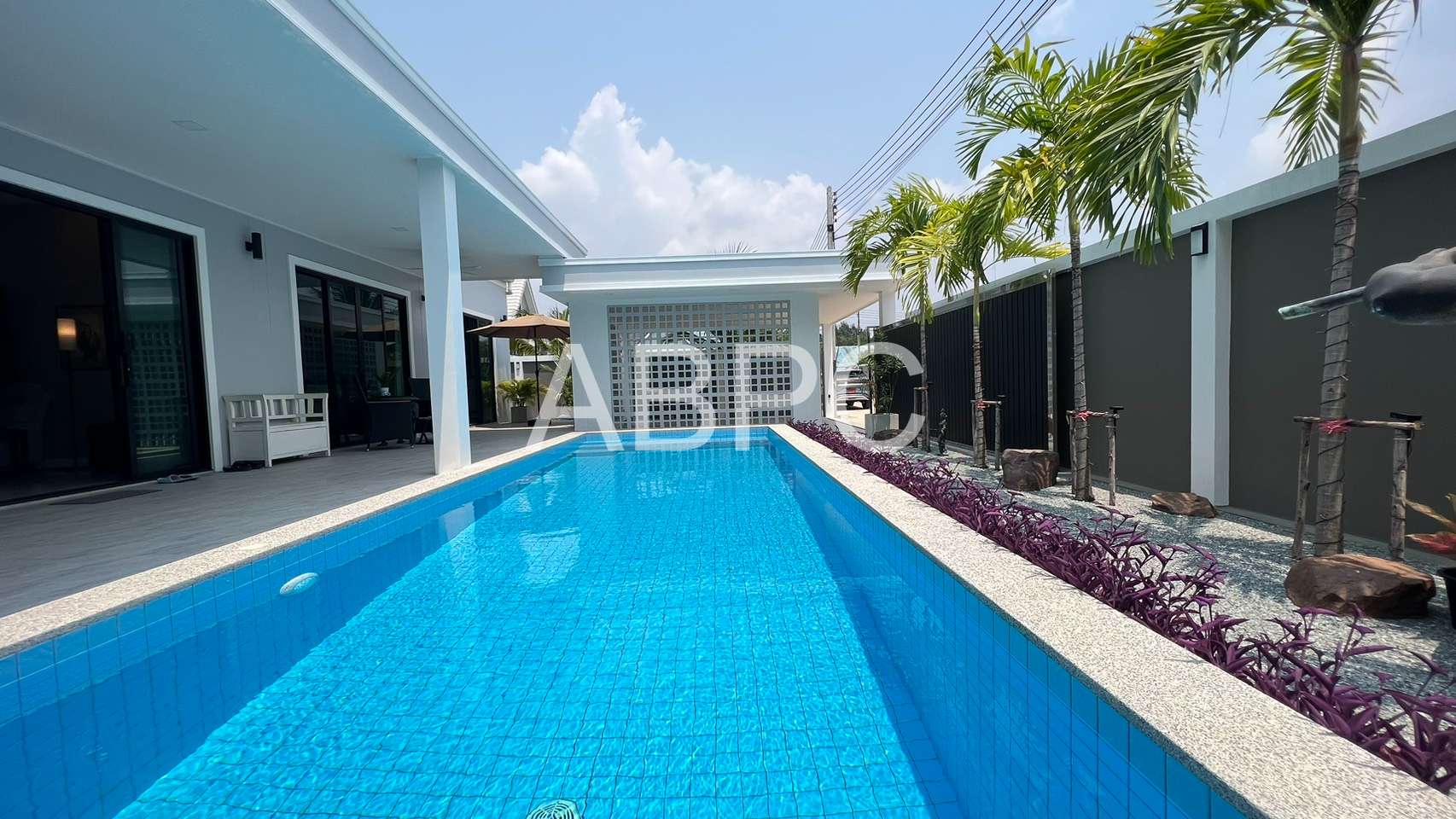 Luxury Pool Villa 4 Bed 5 Bath in East Pattaya photo 3