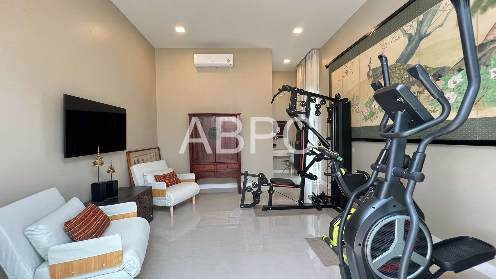Luxury Pool Villa 4 Bed 5 Bath in East Pattaya photo 15