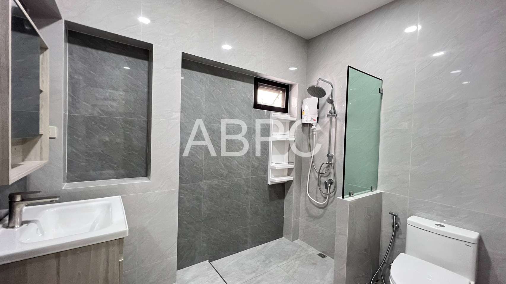 3 Bedrooms 3 Bathrooms in East pattaya photo 13