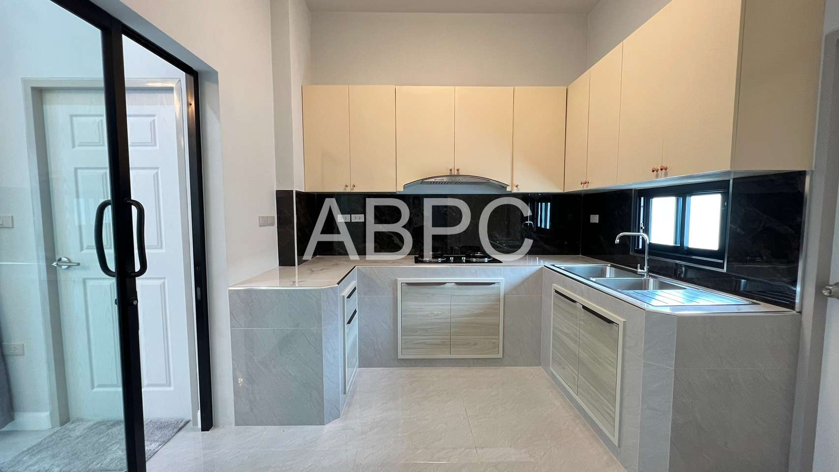 3 Bedrooms 3 Bathrooms in East pattaya photo 10