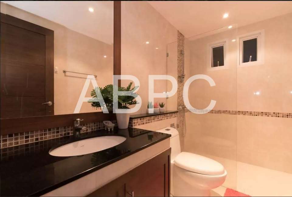Large City View 1 Bed 1 Bath Condo in Jomtien photo 6