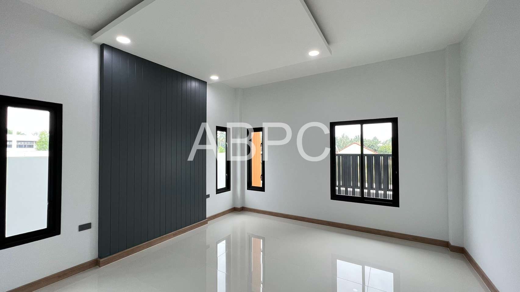 3 Bedrooms 3 Bathrooms in East Pattaya photo 9