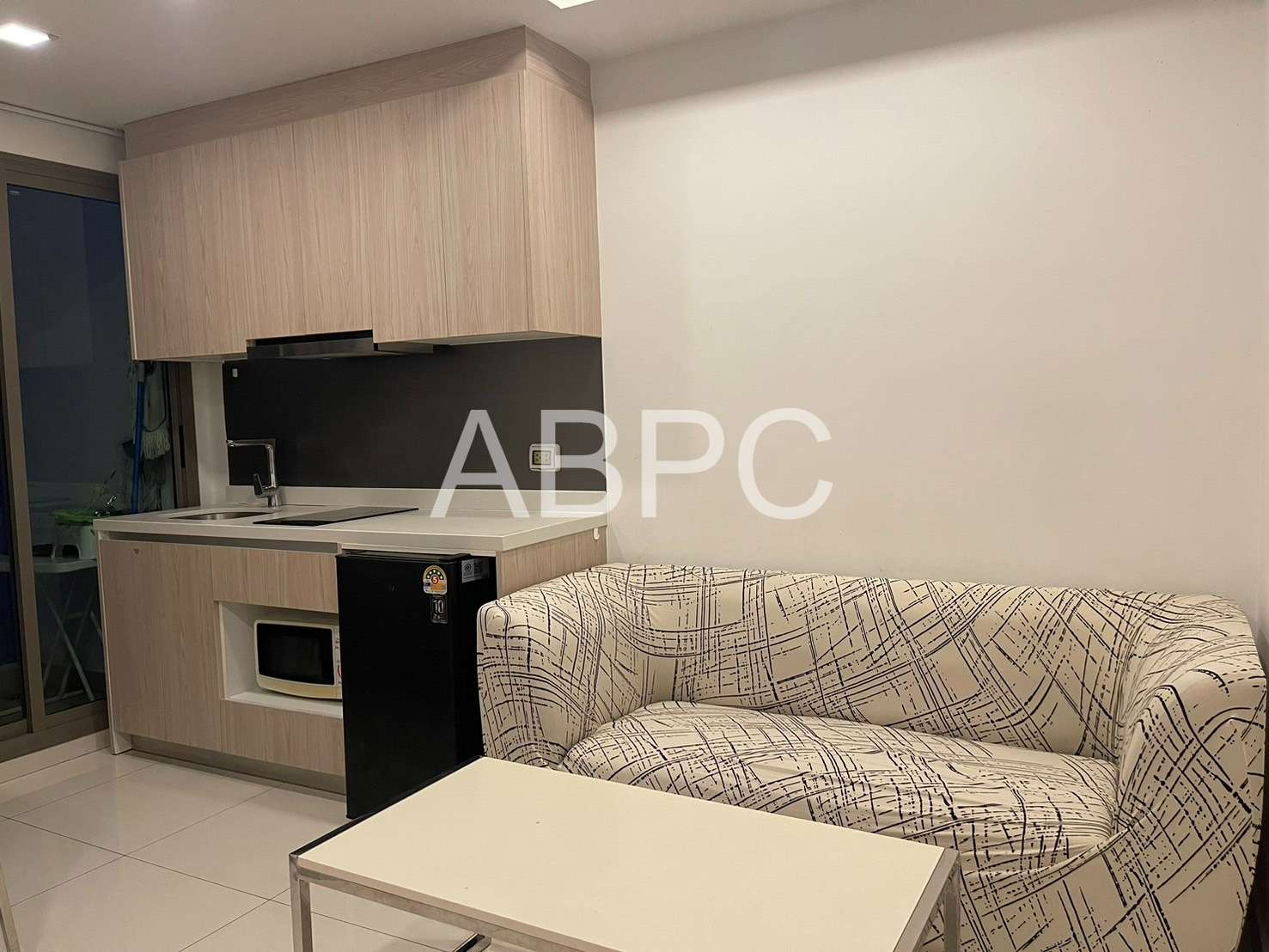 One Bedroom Condo For Rent In Jomtien photo 9