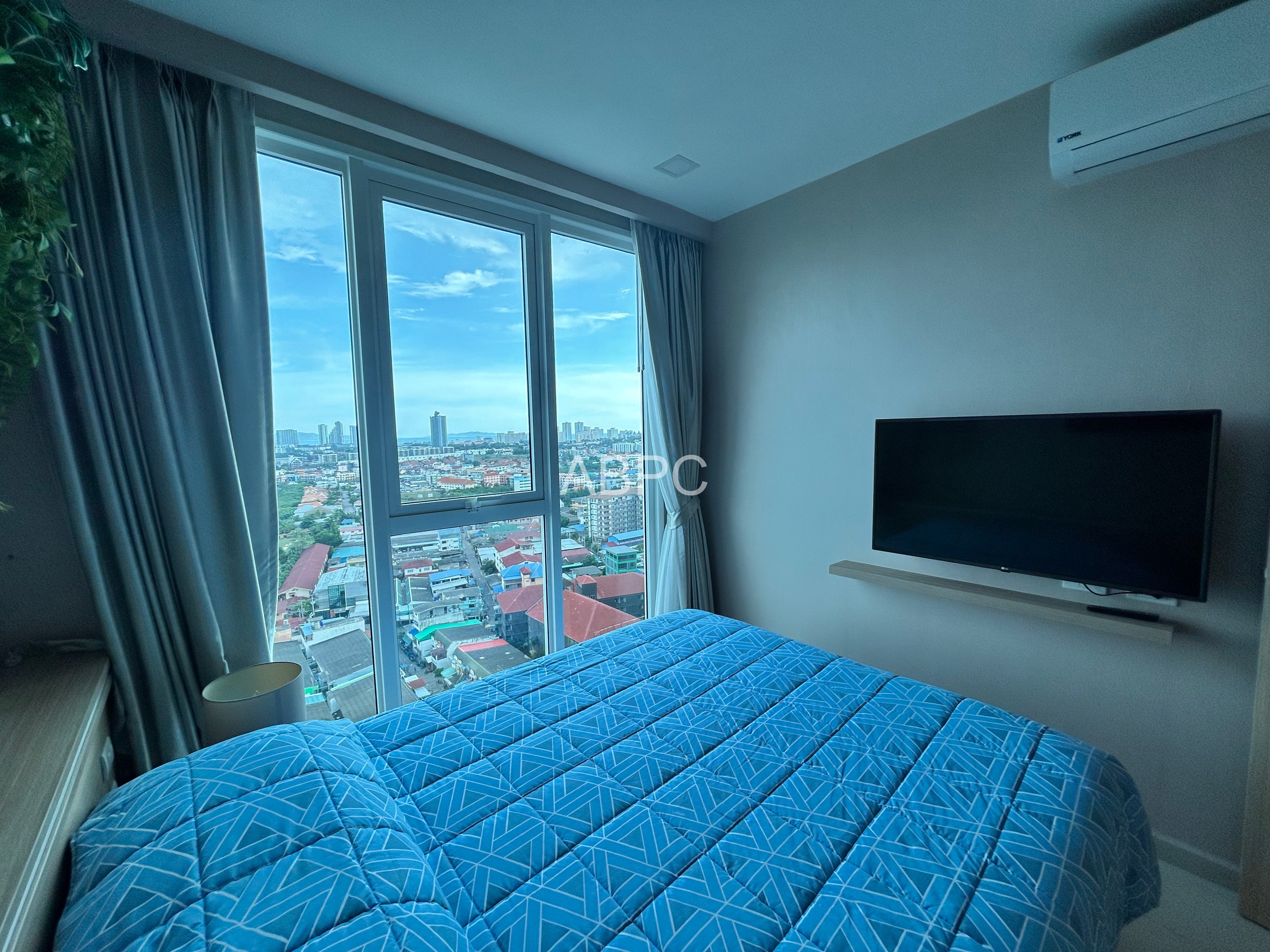 Stunning City and Sea View 2 Bedroom 2 Bathroom in South Pattaya photo 10