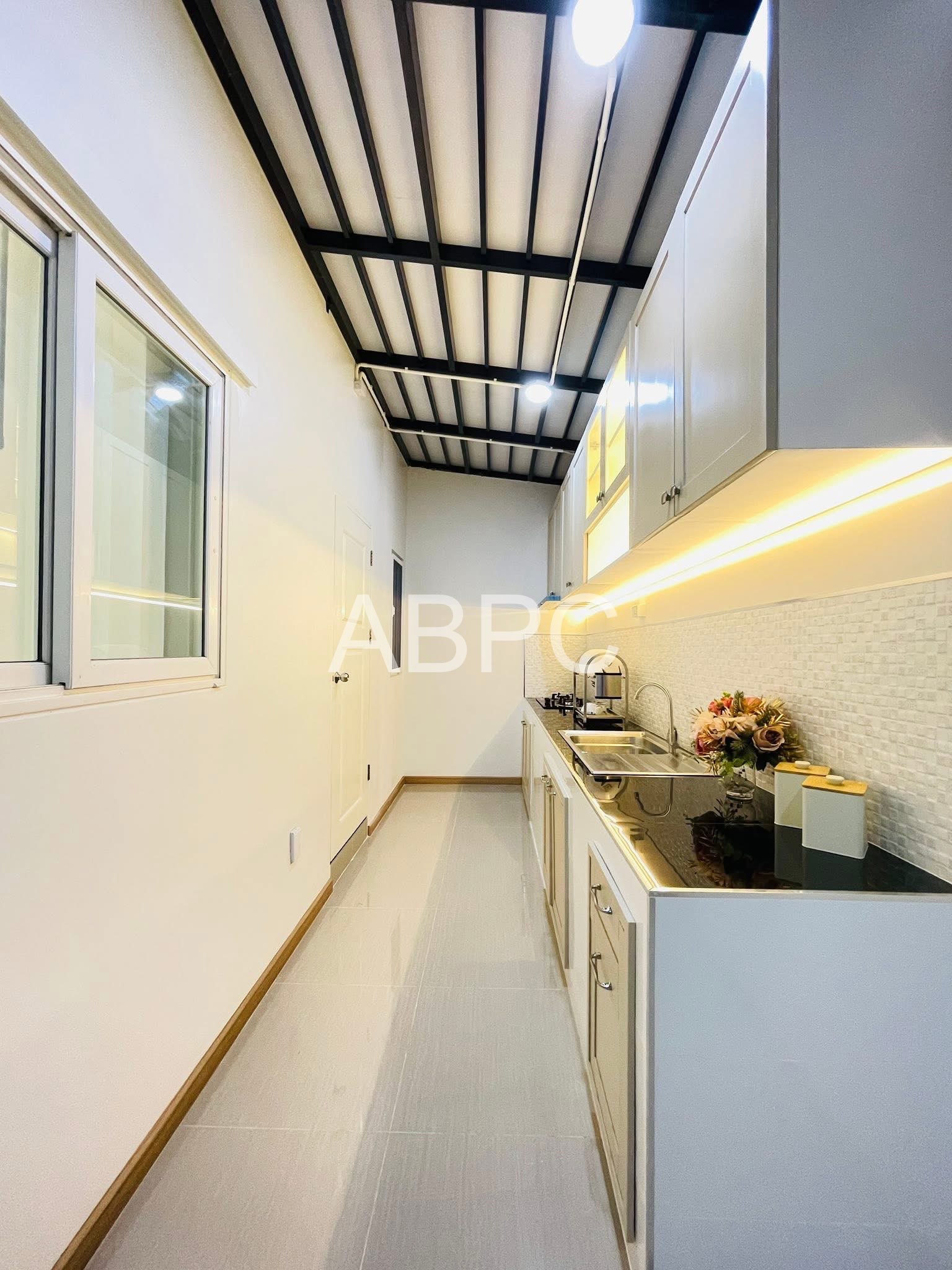 3 Bedrooms - 3 Bathrooms in East Pattaya photo 9