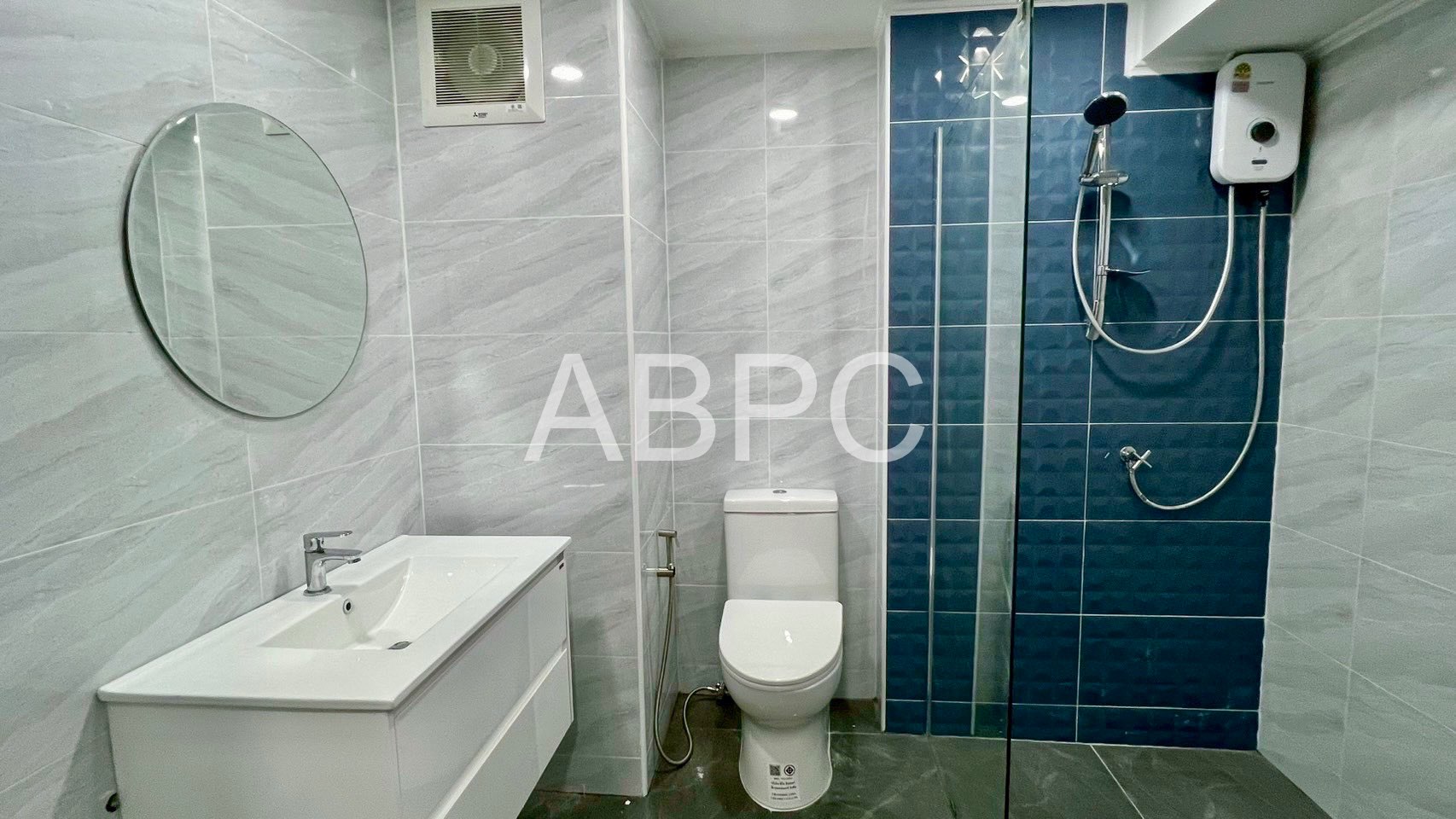 Renovated Studio Condo In Central Pattaya photo 15