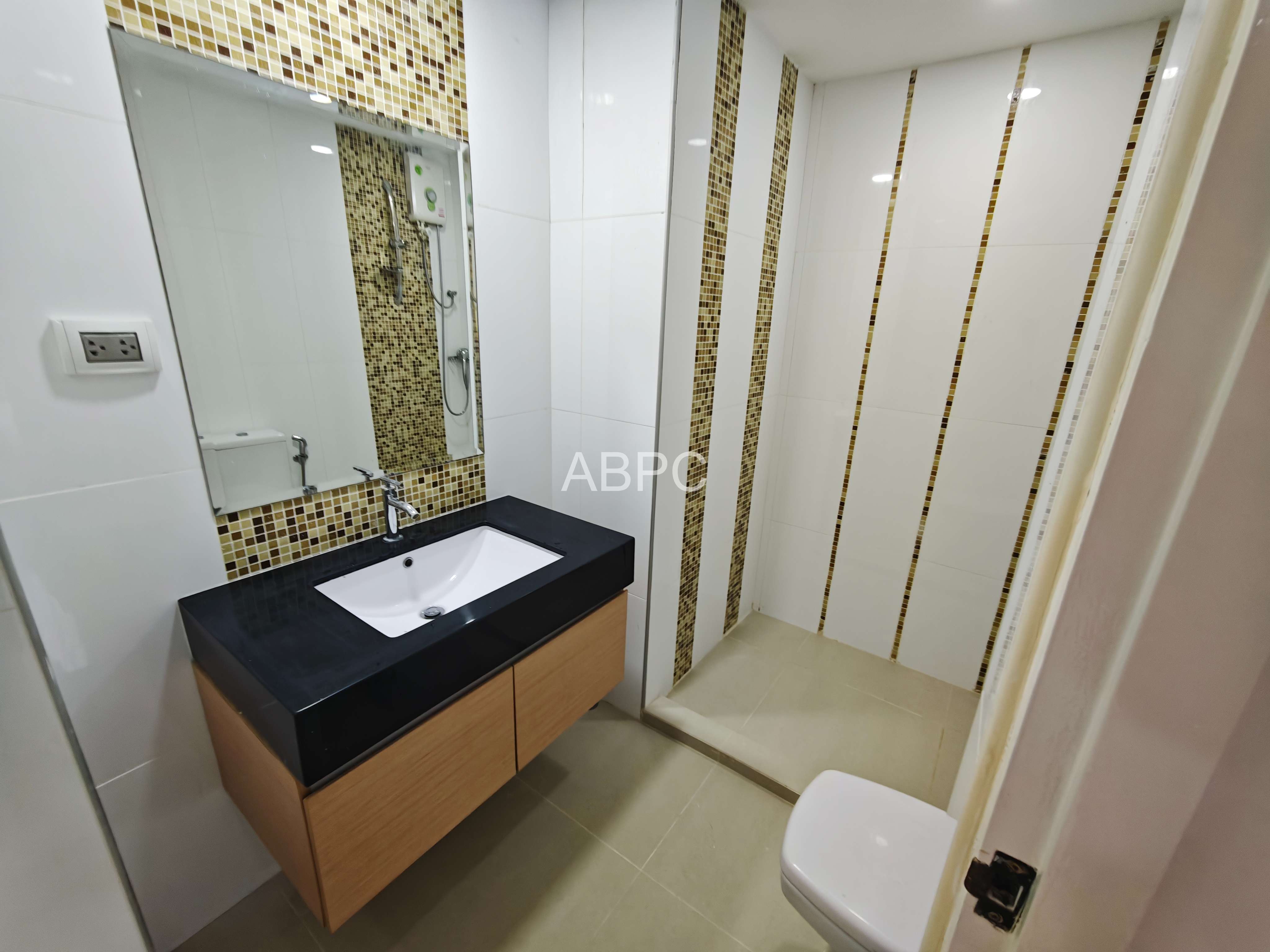 One Bedroom Pool View Unit in Popular Development For Sale photo 2