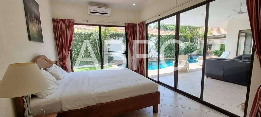 House For Sale On Pratamnak Hill photo 16