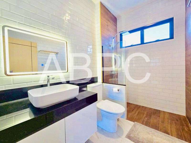 Brand New Modern 3 Bed 3 Bath Pool Villa In East Pattaya photo 11