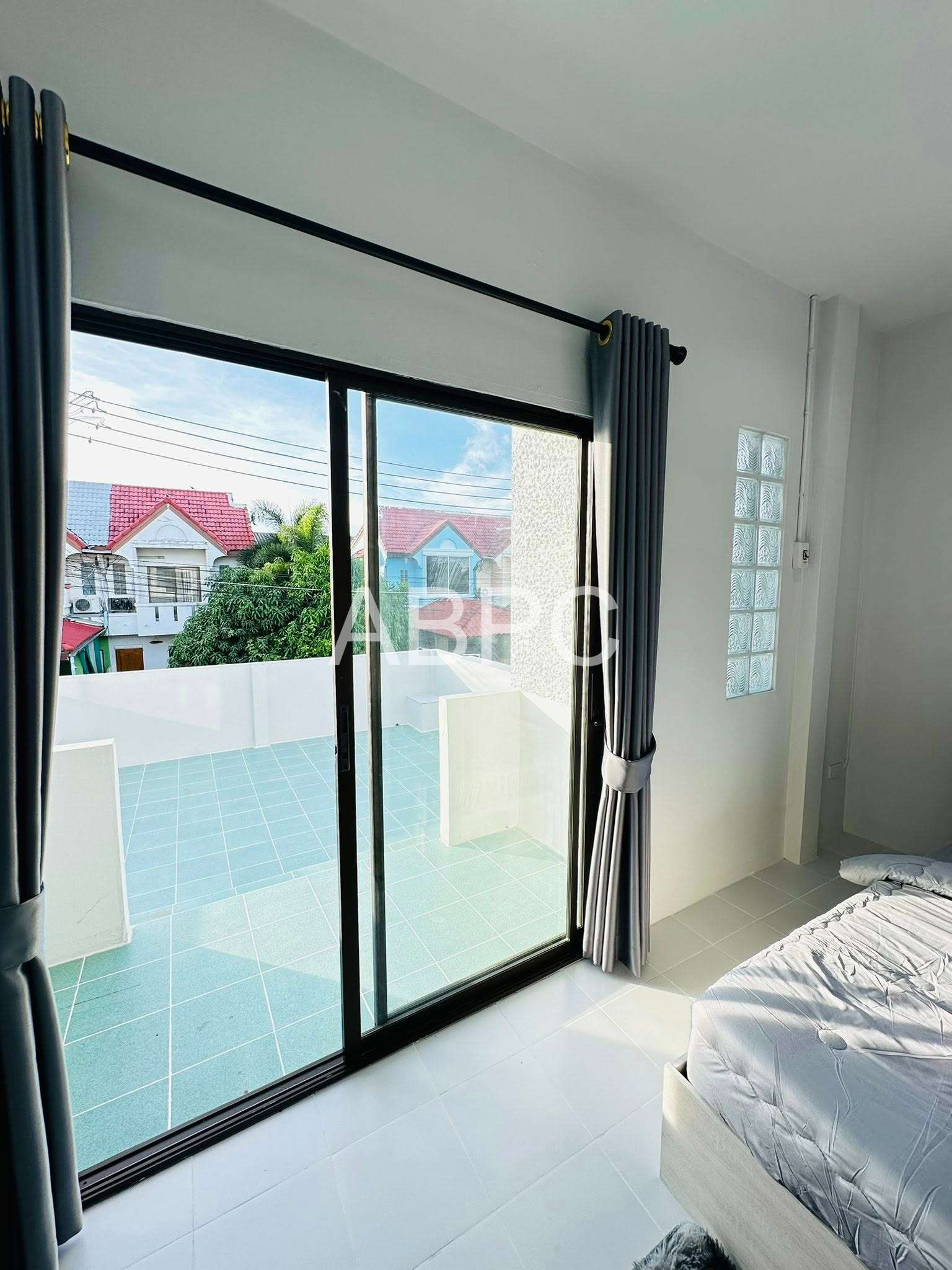 All New Fully Renovated 3 Bed 3 Bath House In East Pattaya photo 12