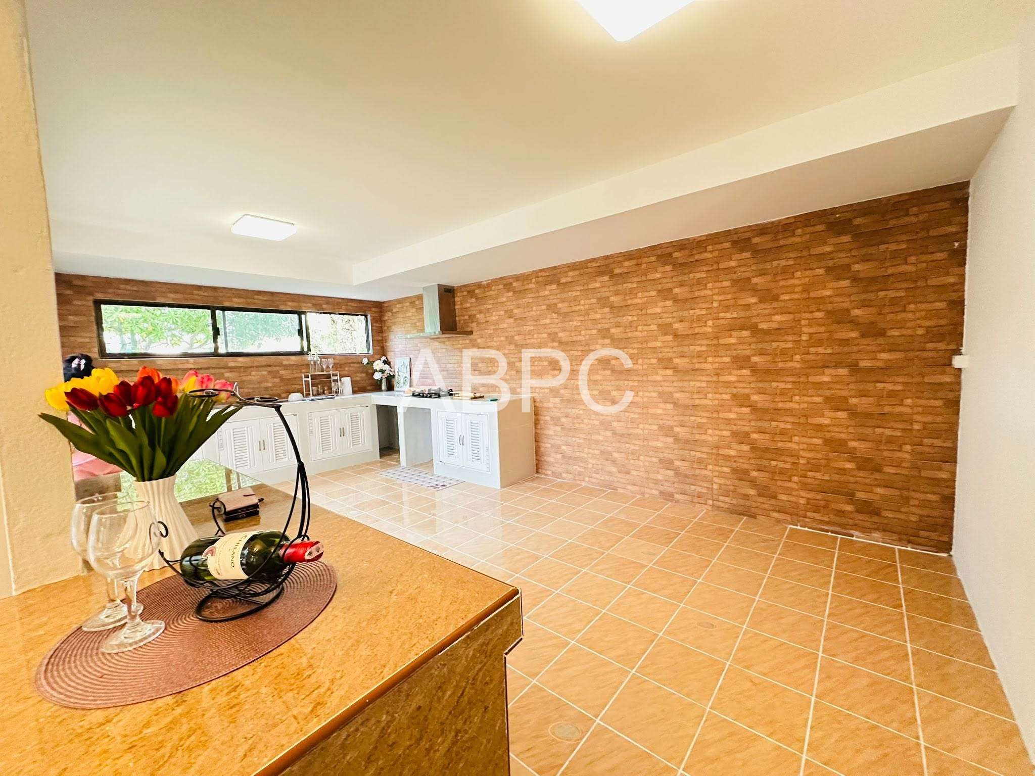 All New Fully Renovated 3 Bed 3 Bath House In East Pattaya photo 4