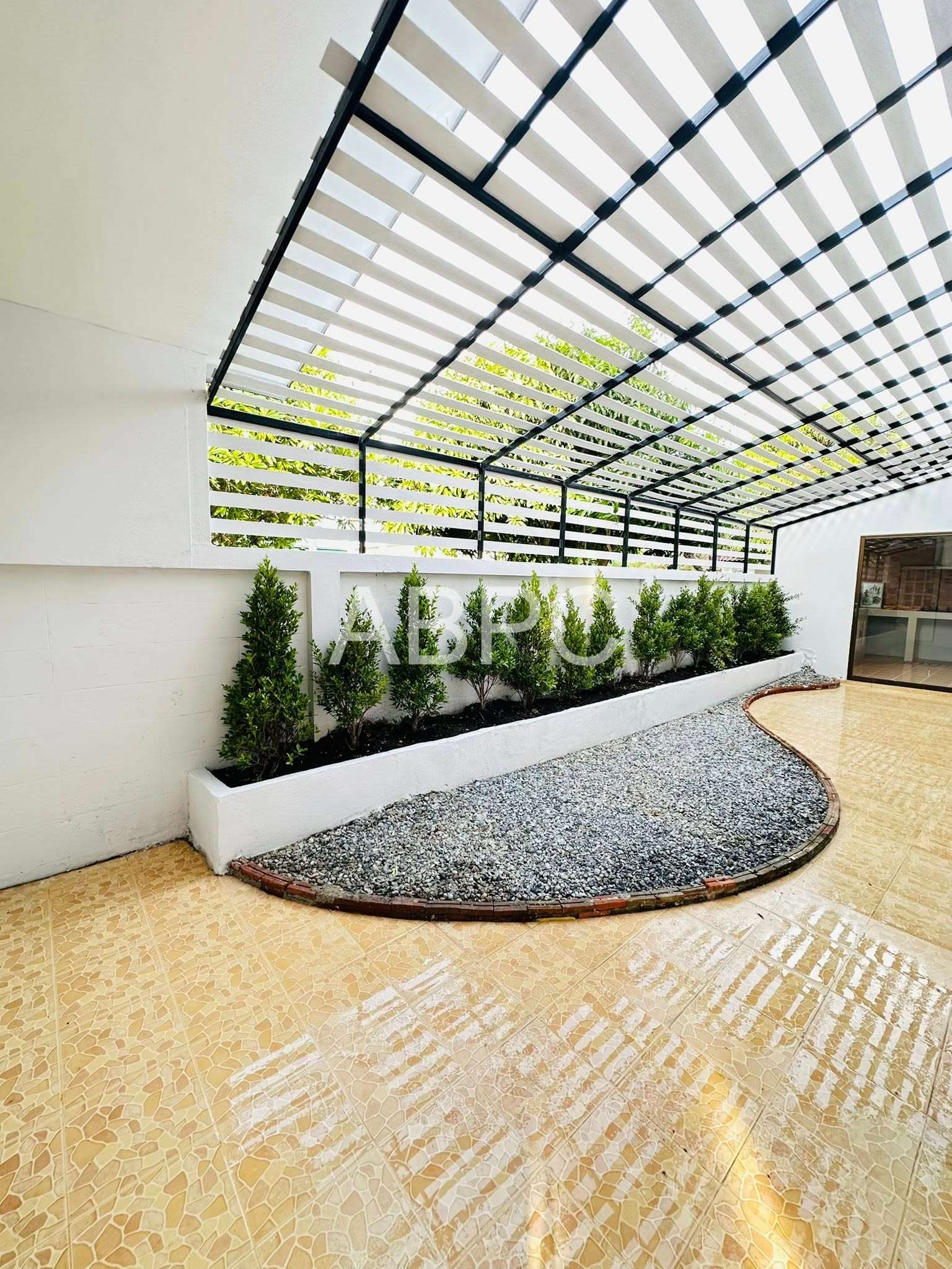All New Fully Renovated 3 Bed 3 Bath House In East Pattaya photo 5
