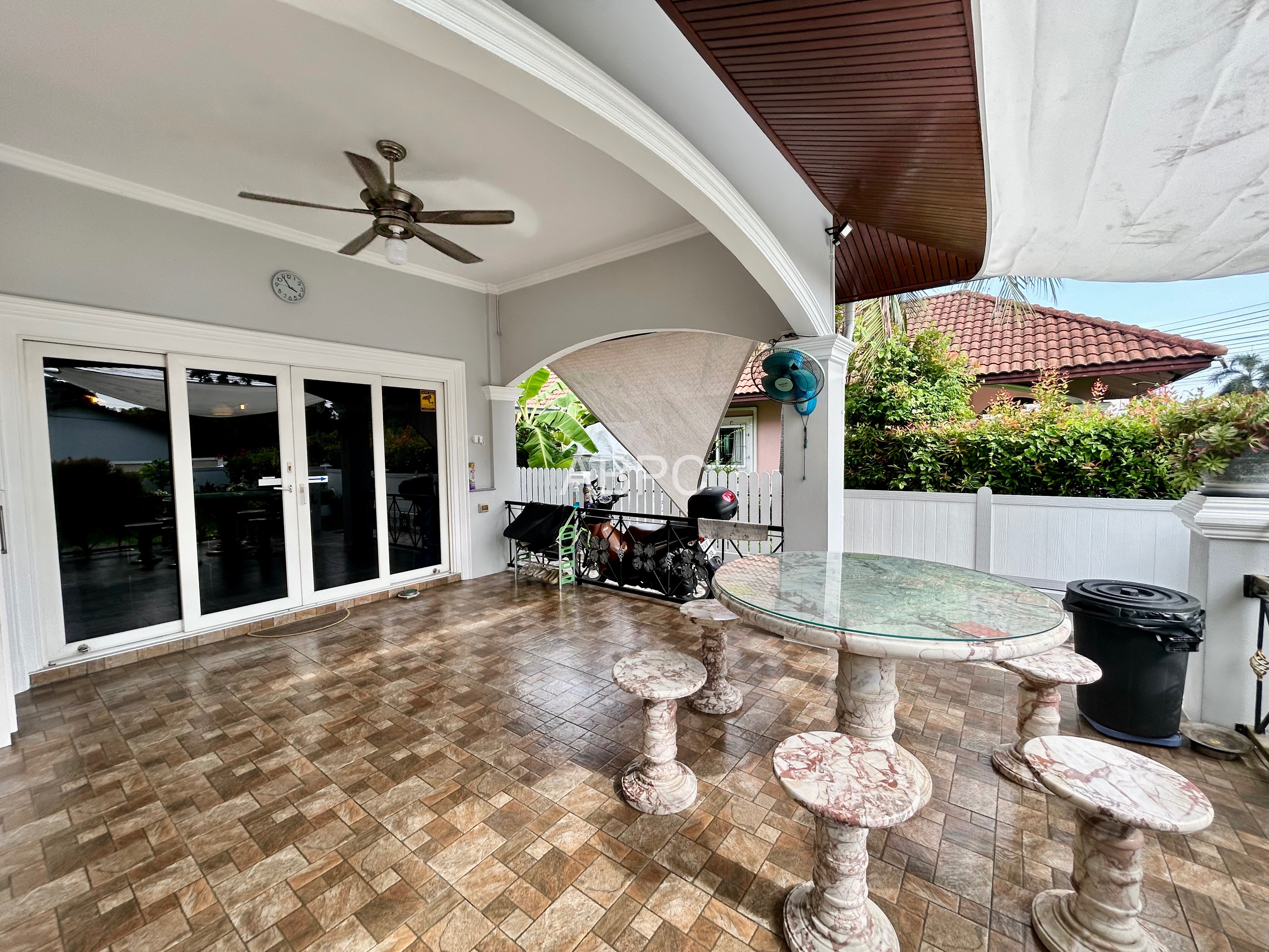 3 Bedroom 2 Bathroom Pool Villa near Mabprachan Lake photo 18