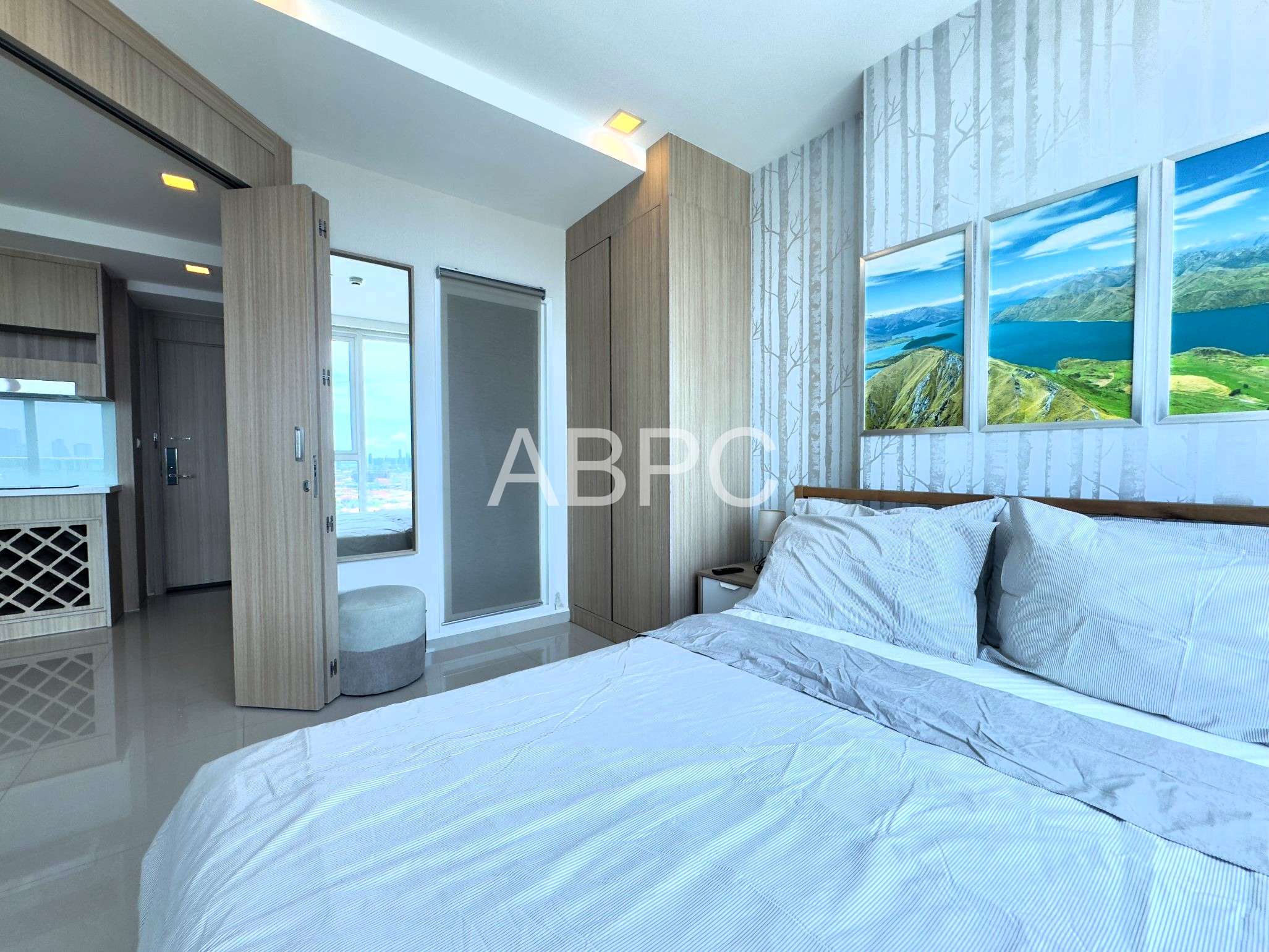 Sea View 1 Bedroom 1 Bathroom Condo in South Pattaya photo 3