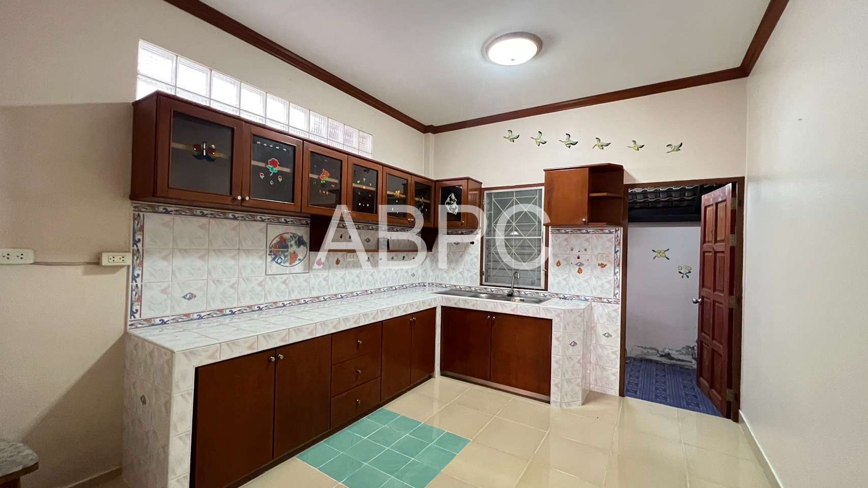 3 Bedrooms 2 Bathrooms in East Pattaya photo 4