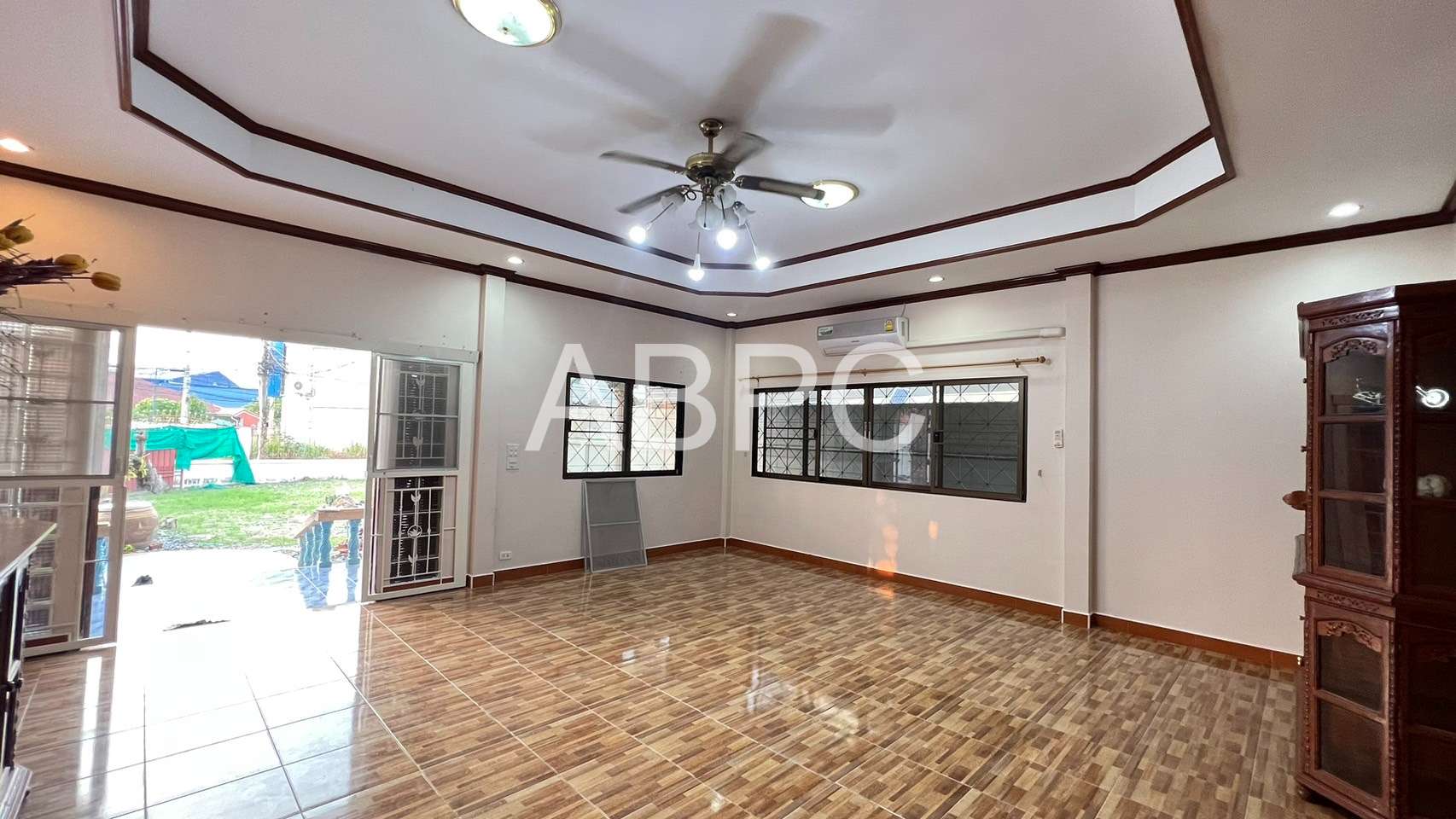 3 Bedrooms 2 Bathrooms in East Pattaya photo 5