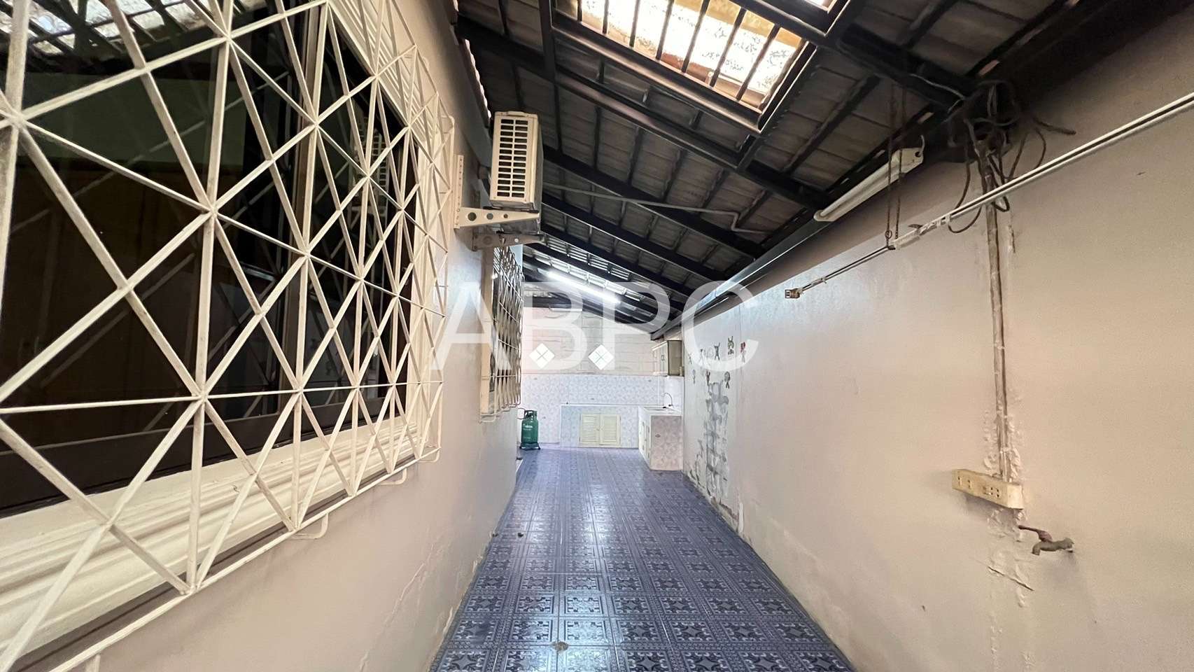 3 Bedrooms 2 Bathrooms in East Pattaya photo 11