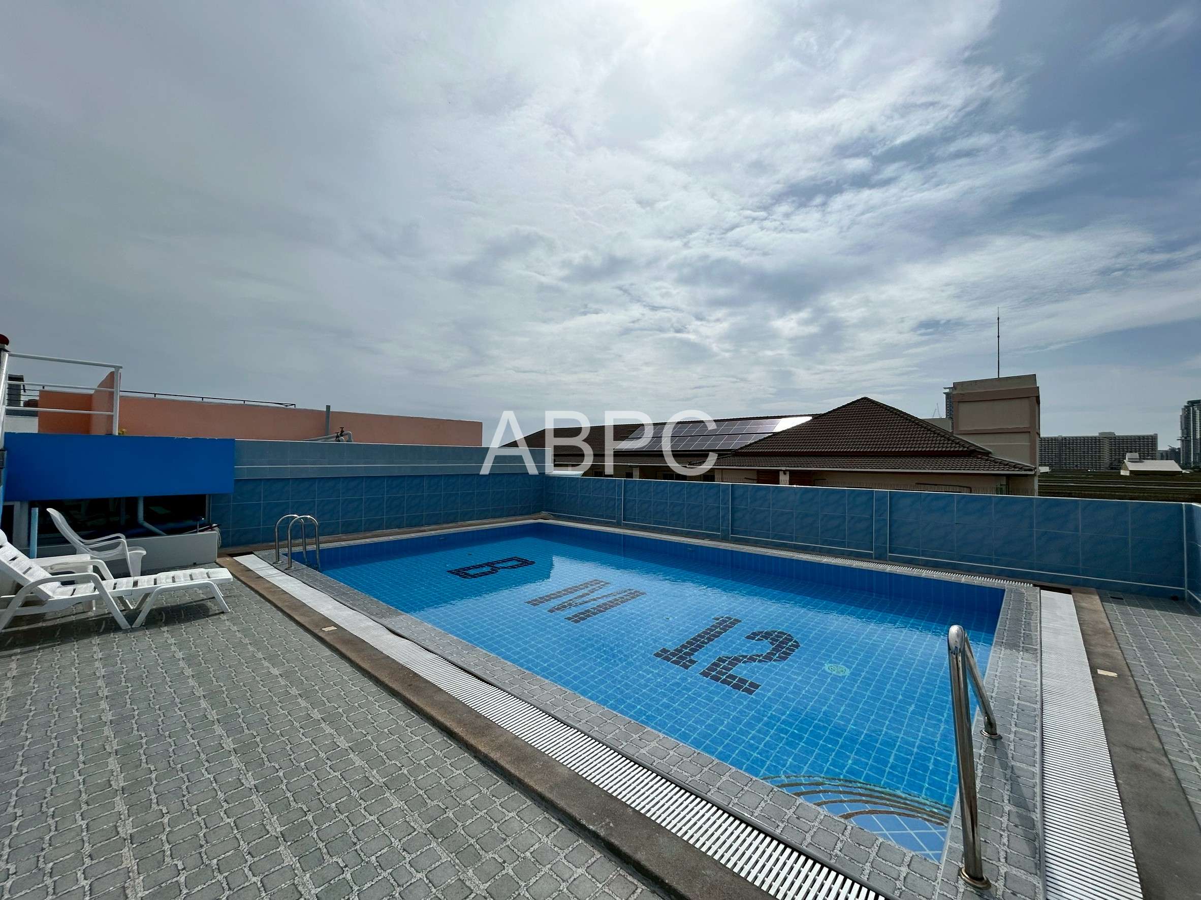 Renovated Large 1 Bed 1 Bath Condo In Jomtien photo 11
