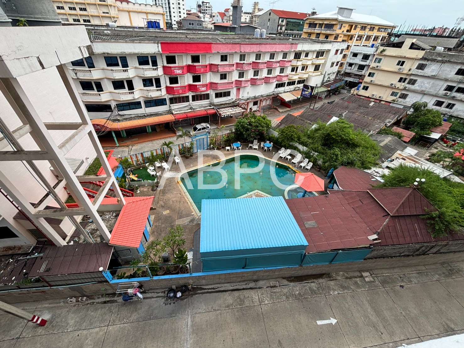 Newly Renovated Studio In Popular Central Pattaya Condominium photo 12