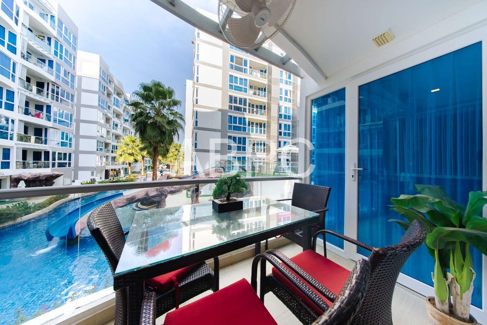 2 Bedrooms 2 Bathrooms In Central Pattaya photo 11