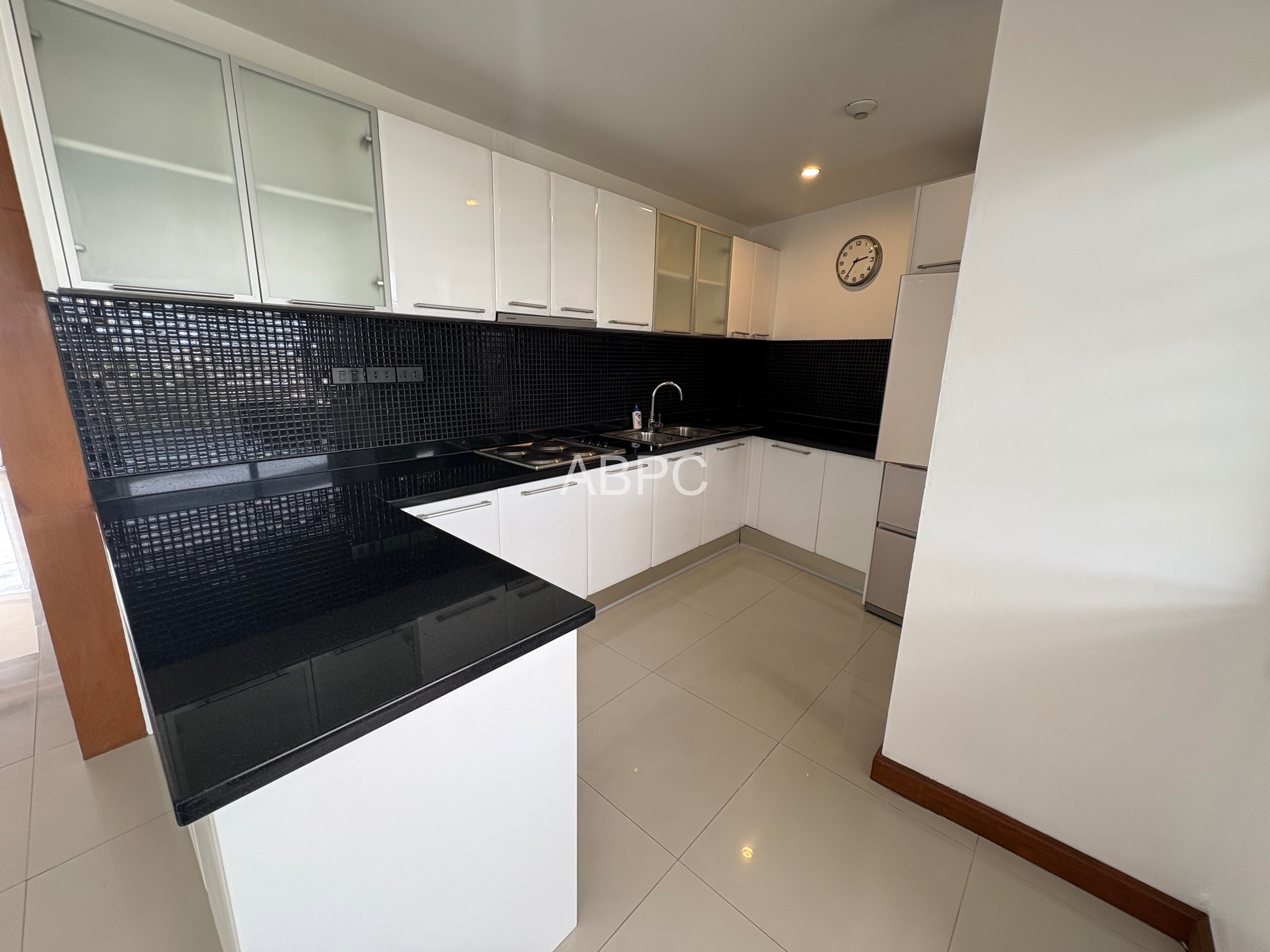 Royal Cliff Garden stunning large 2 bed photo 4