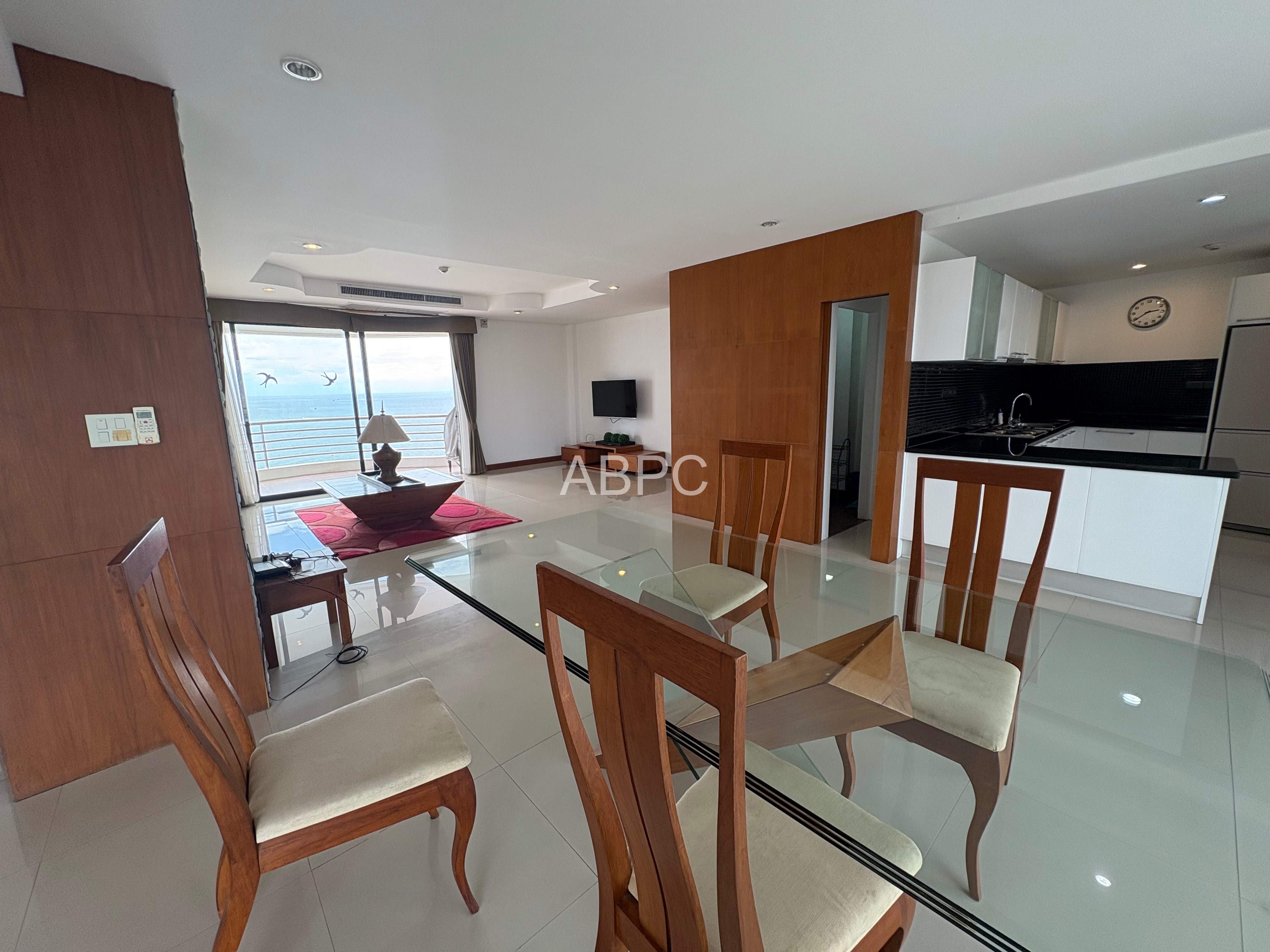 Royal Cliff Garden stunning large 2 bed photo 7