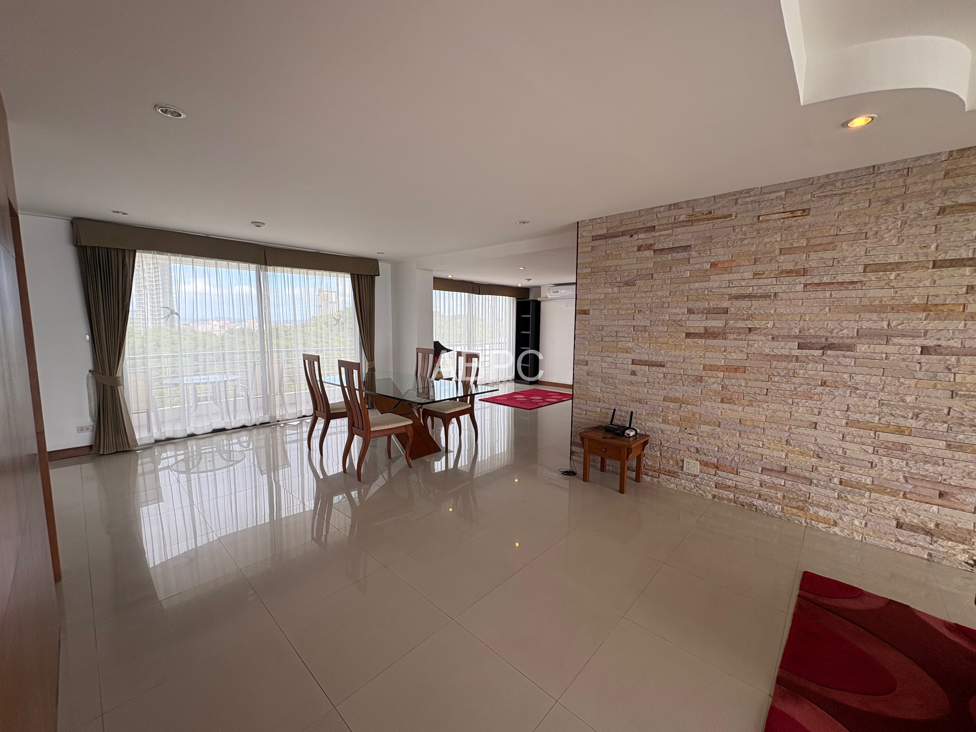 Royal Cliff Garden stunning large 2 bed photo 6