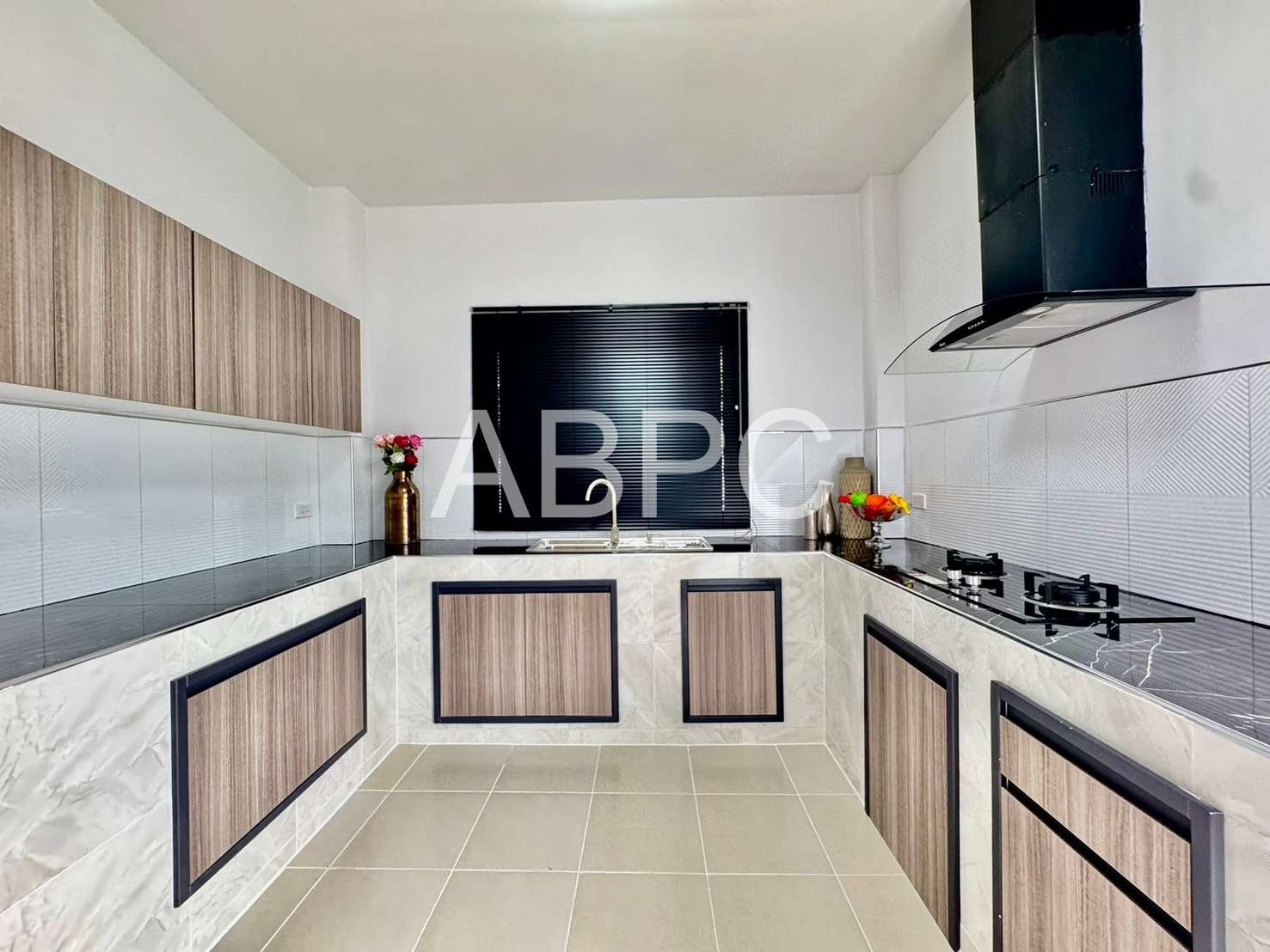 3 Bedrooms 2 Bathrooms in East Pattaya photo 9