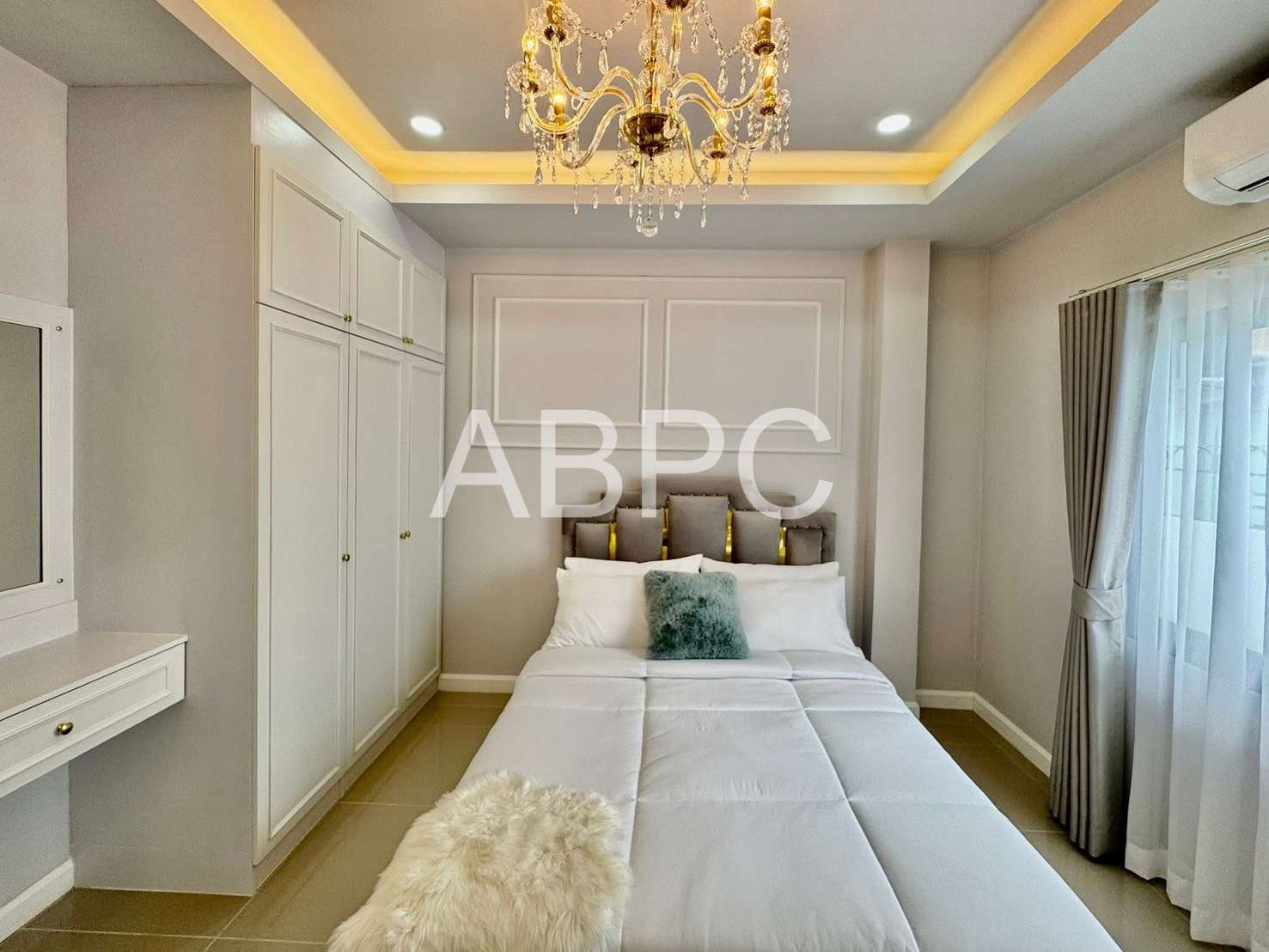 3 Bedrooms 2 Bathrooms in East Pattaya photo 10