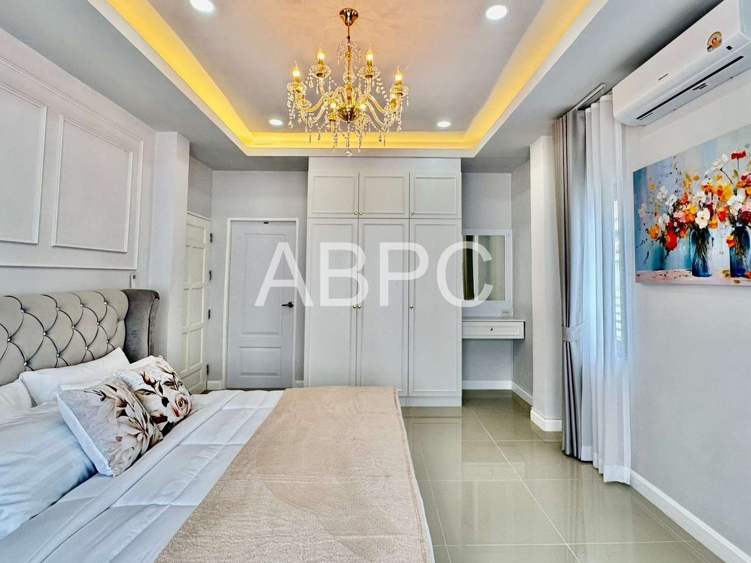 3 Bedrooms 2 Bathrooms in East Pattaya photo 12