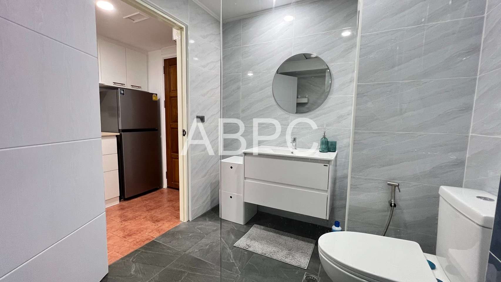 Renovated Studio Condo In Central Pattaya photo 20