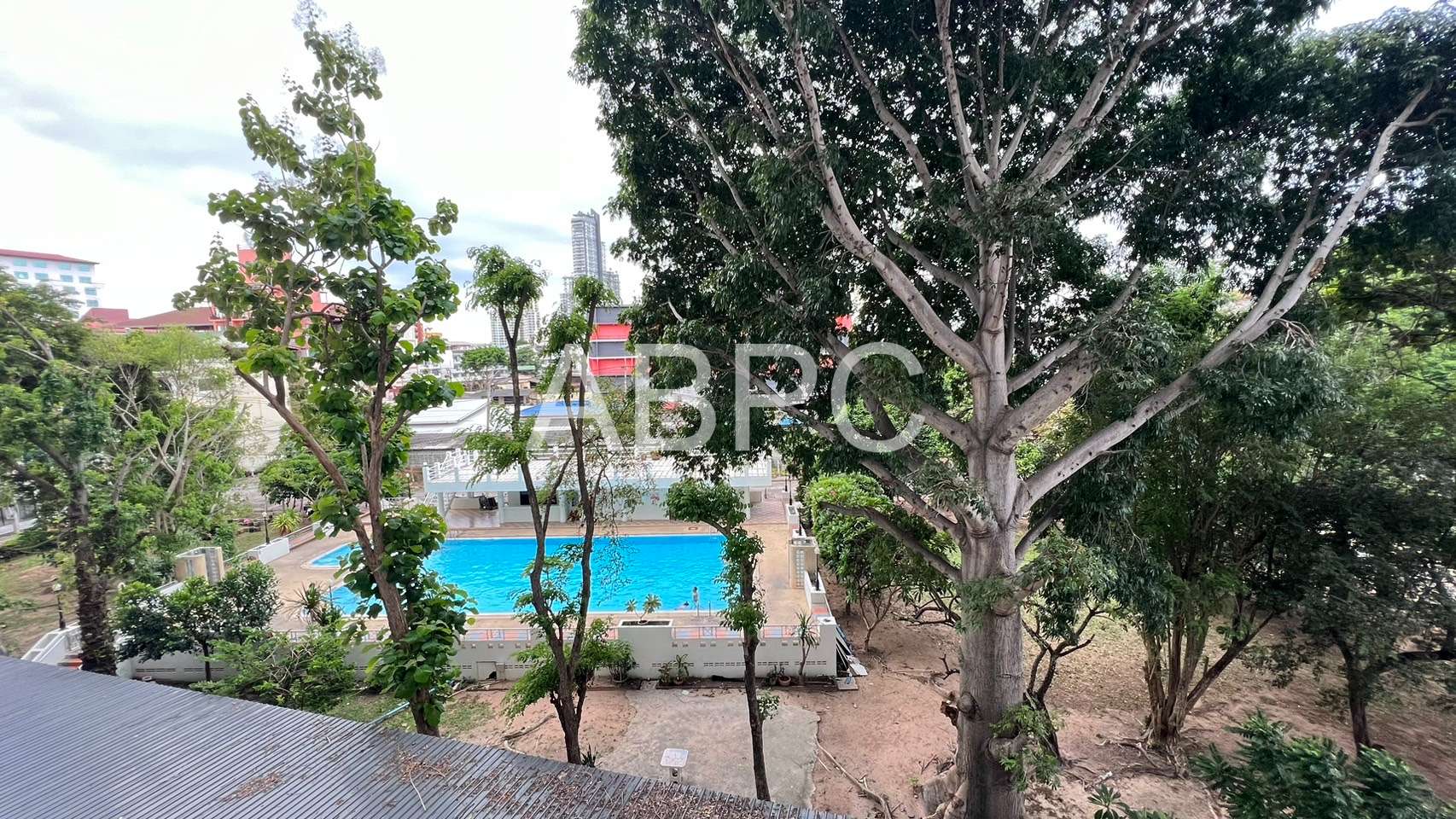 Renovated Studio Condo In Central Pattaya