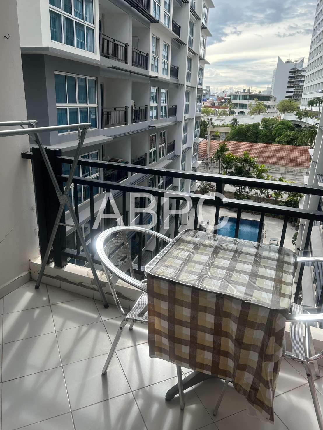 Beautiful Pool View Studio Condo In Central Pattaya photo 13