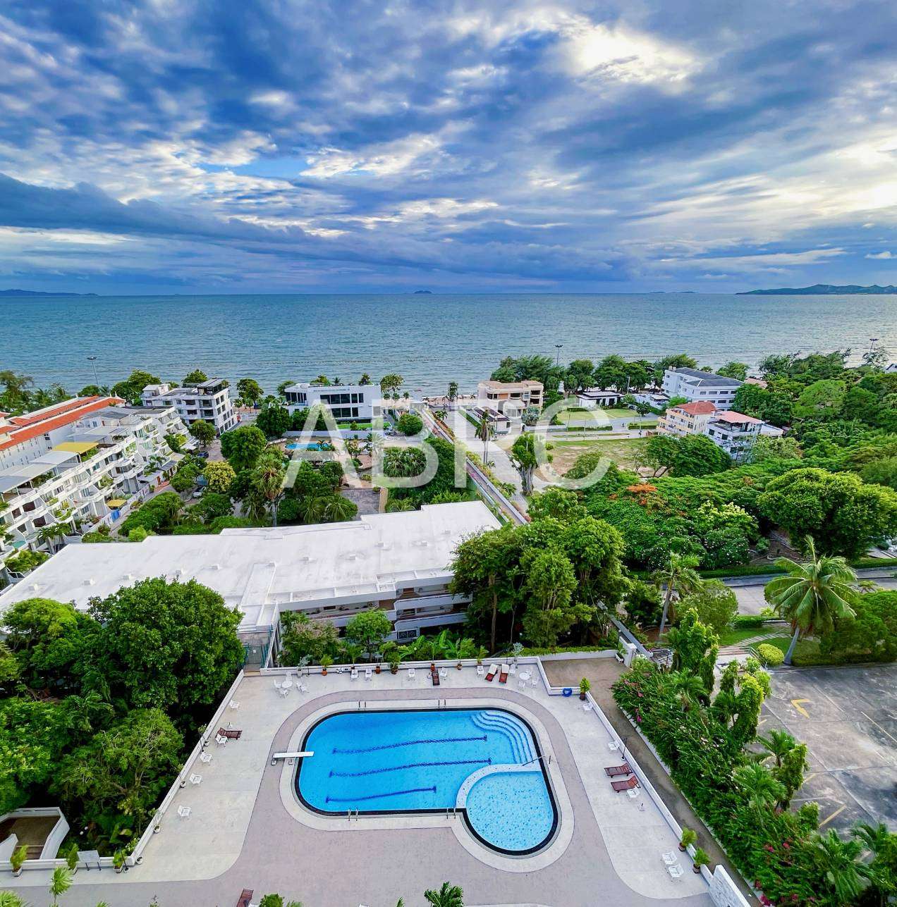 Elegant Seaview Condo with Classic Charm