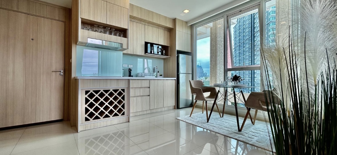 City Garden Tower Designer One Bed