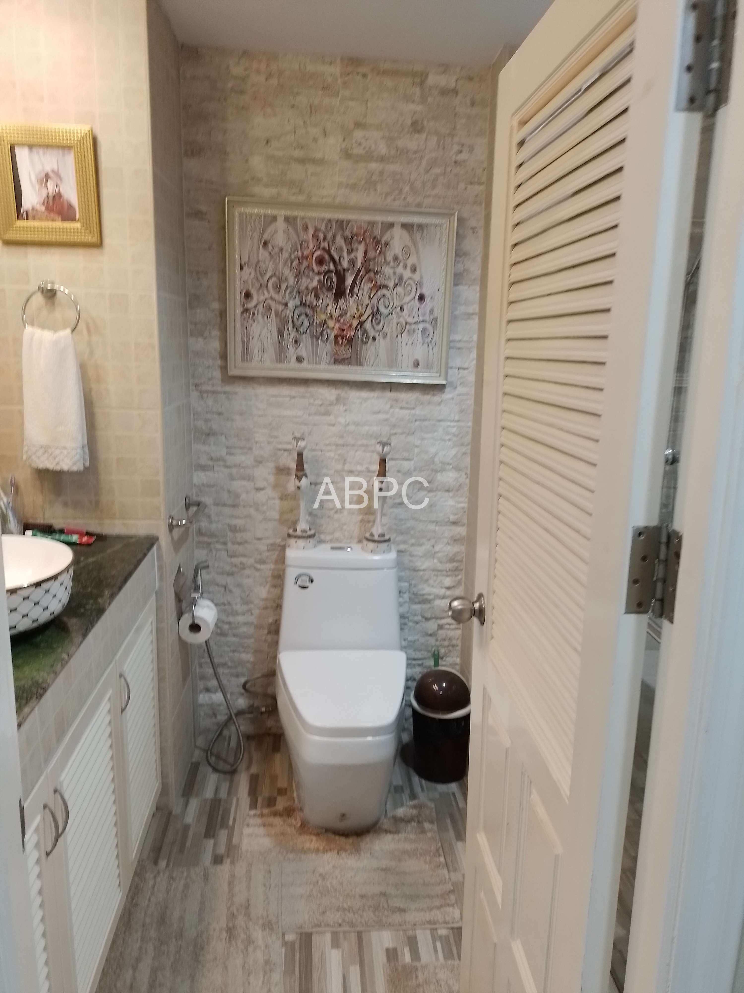 Large North Facing Ocean View Studio Condo In Jomtien photo 8