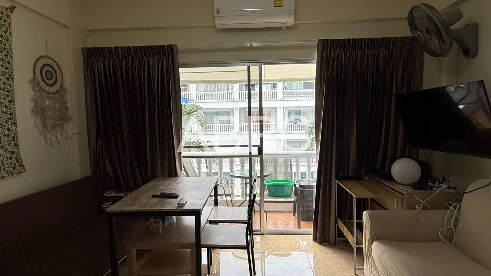 Studio for sale in Majestic condo photo 6