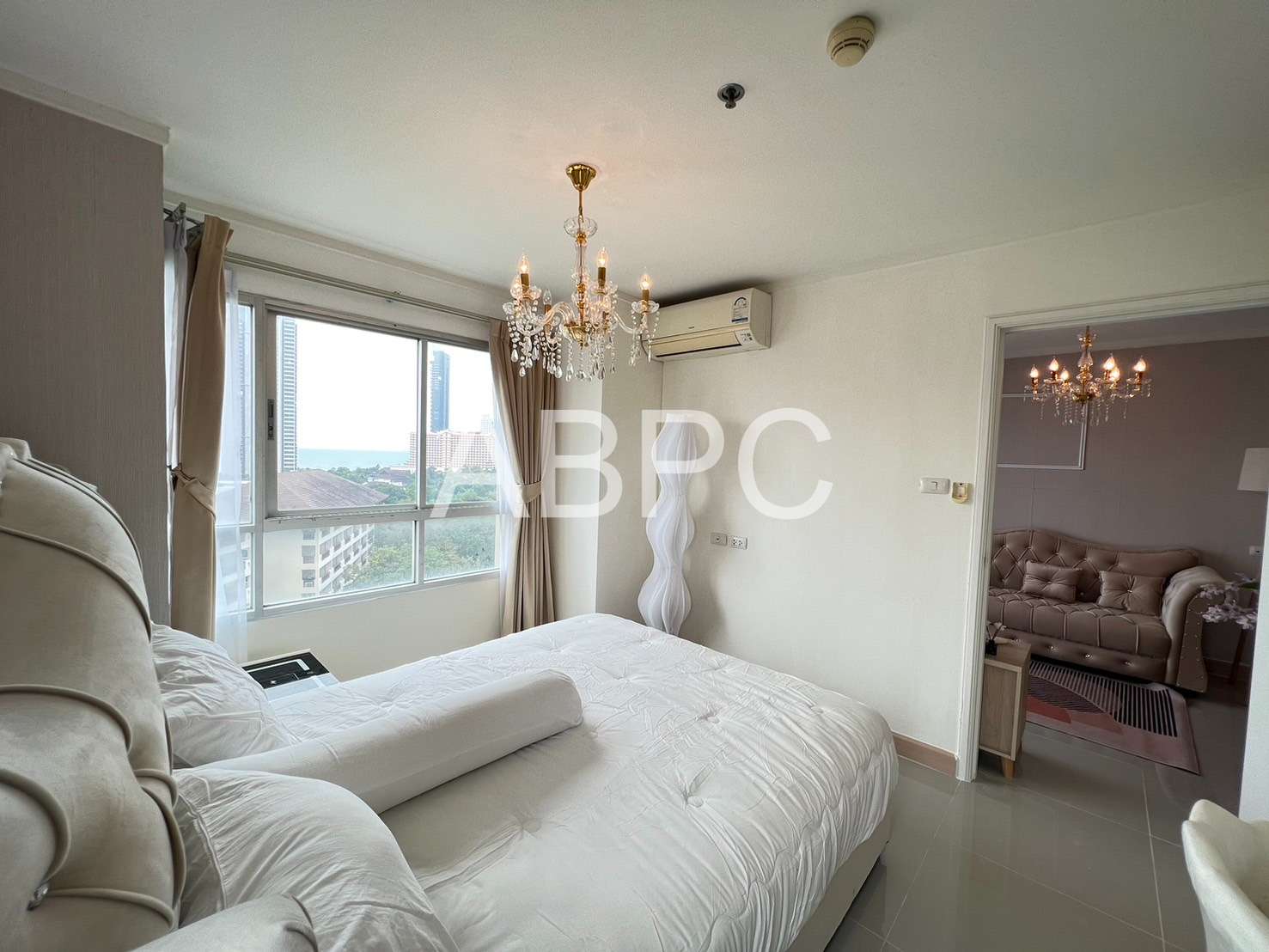Corner room 1 Bedroom 1 Bathroom in Wongamart photo 17