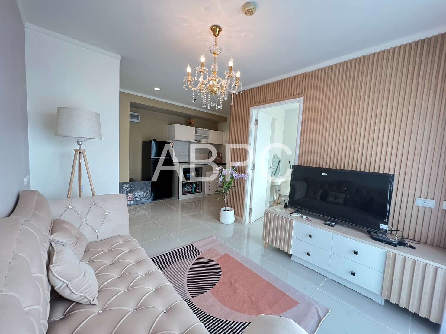 Corner room 1 Bedroom 1 Bathroom in Wongamart photo 12