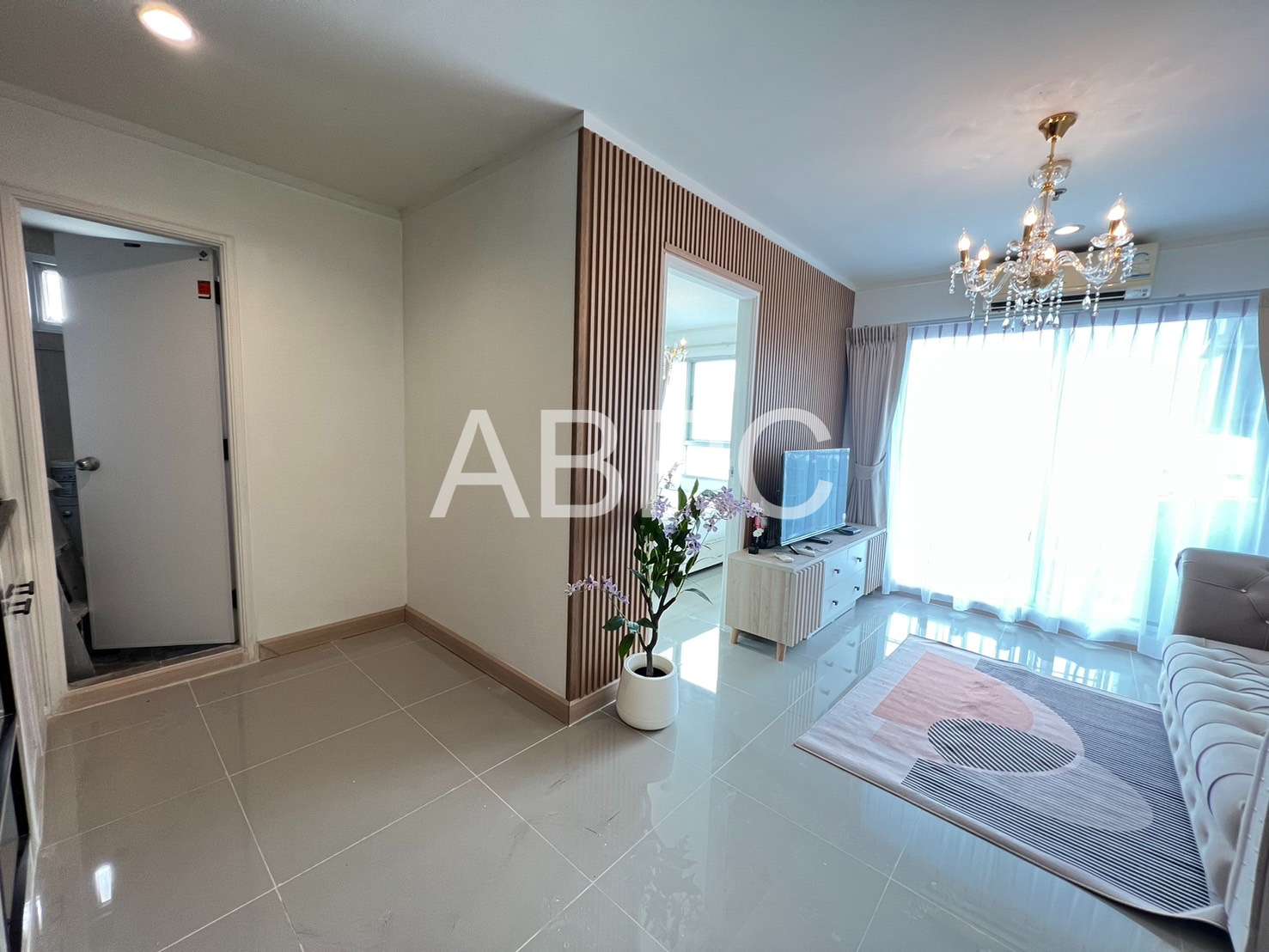 Corner room 1 Bedroom 1 Bathroom in Wongamart photo 8