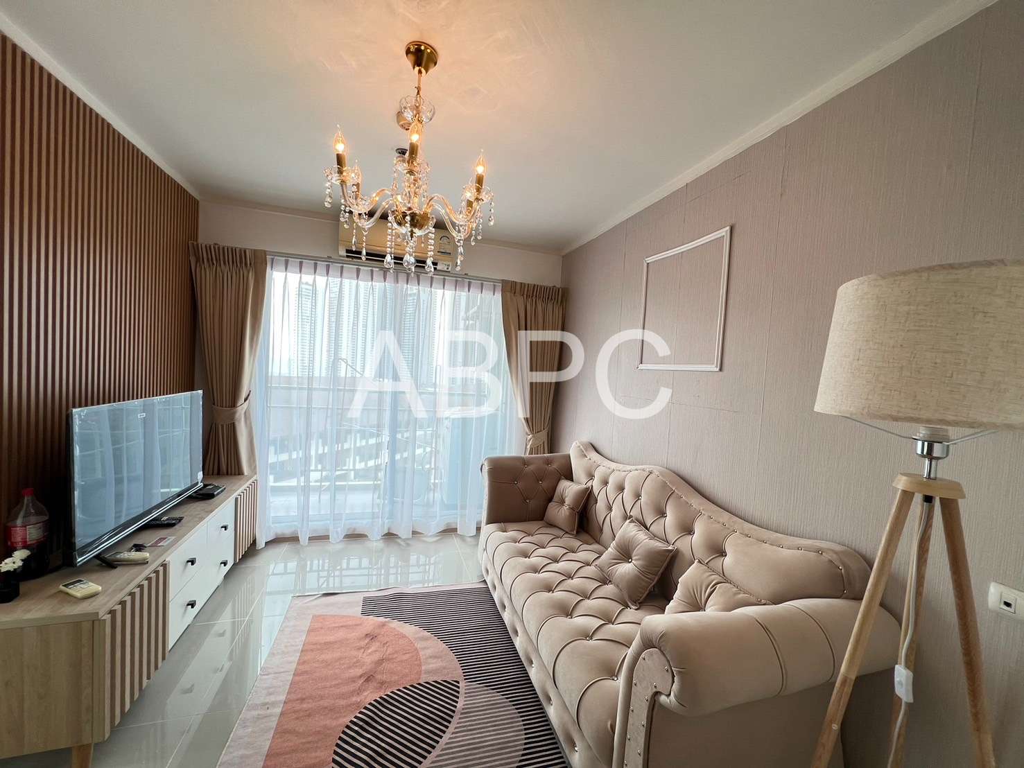 Corner room 1 Bedroom 1 Bathroom in Wongamart photo 10