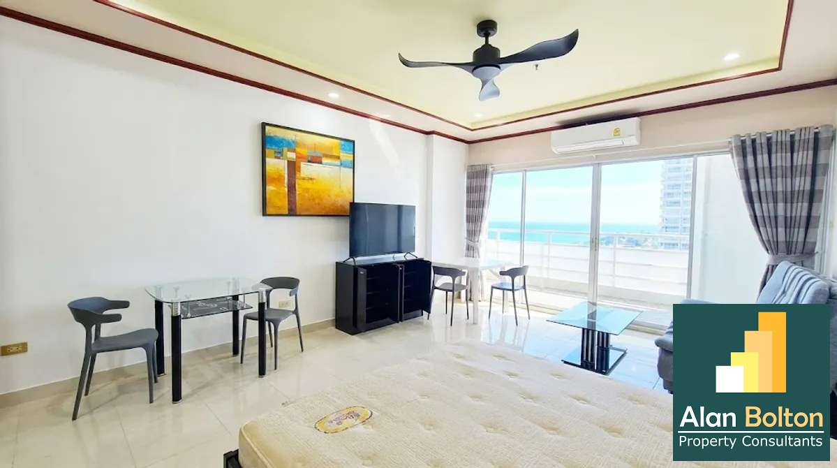 Large North Facing Ocean View Studio Condo In Jomtien photo 2