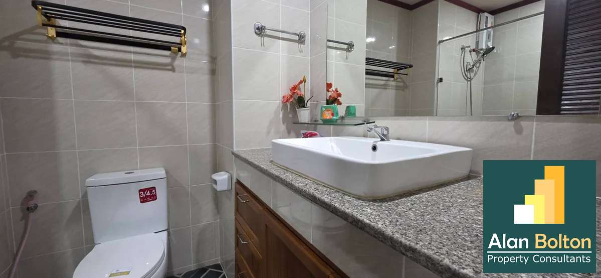 Large North Facing Ocean View Studio Condo In Jomtien photo 8